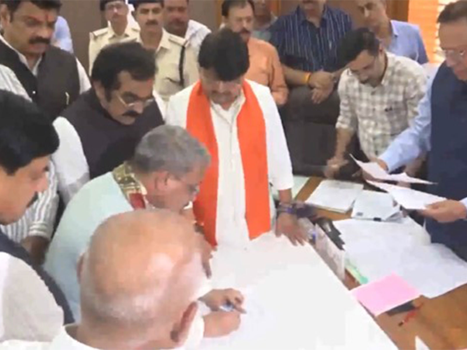 BJP's Rajya Sabha candidates Tarun chugh and Rajneesh agrawal files Rajya Sabha nominations (Photo/ANI)