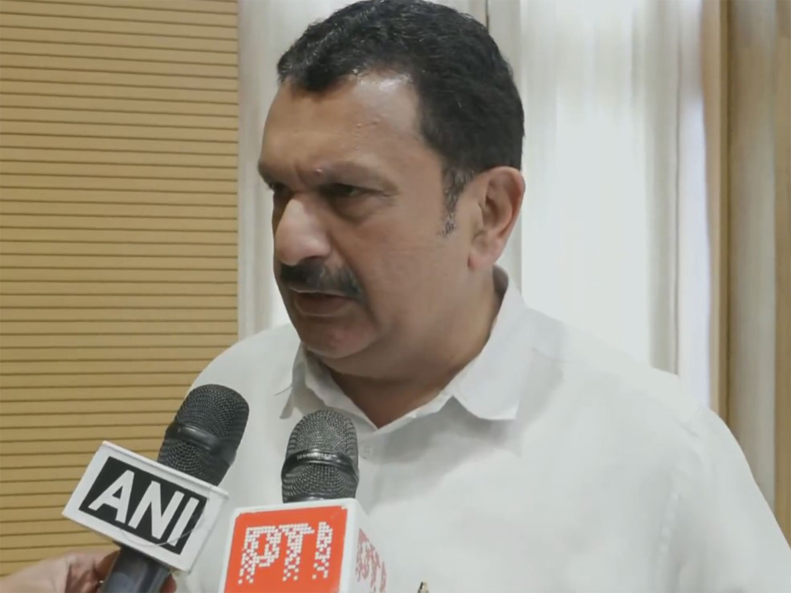 Keralam Health Minister K Muraleedharan (Photo/ANI)