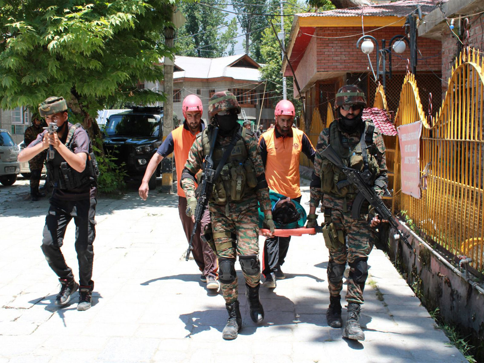 Ganderbal Police conducts mock drills ahead of Shri Amarnath Yatra 2026 (Photo/Release) Ganderbal Police conducts mock drills ahead of Shri Amarnath Yatra 2026 (Photo/Release)