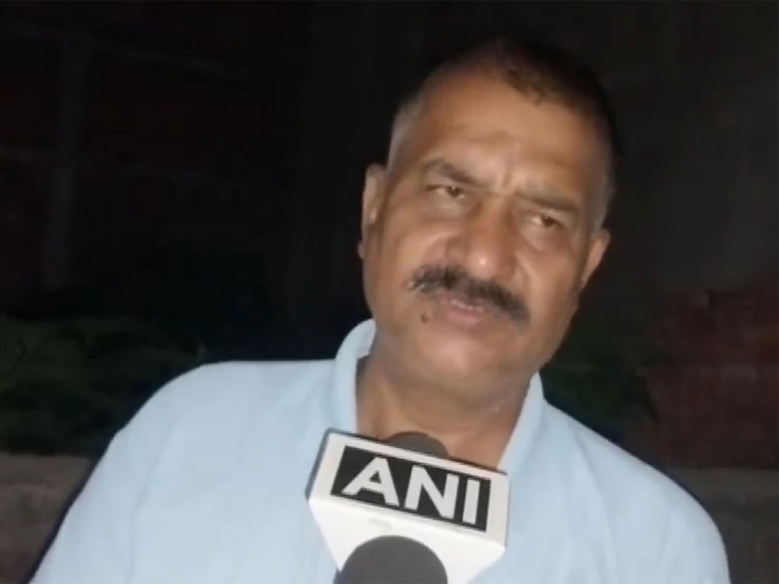 Fire Officer Satyadev Singh (photo/ANI)