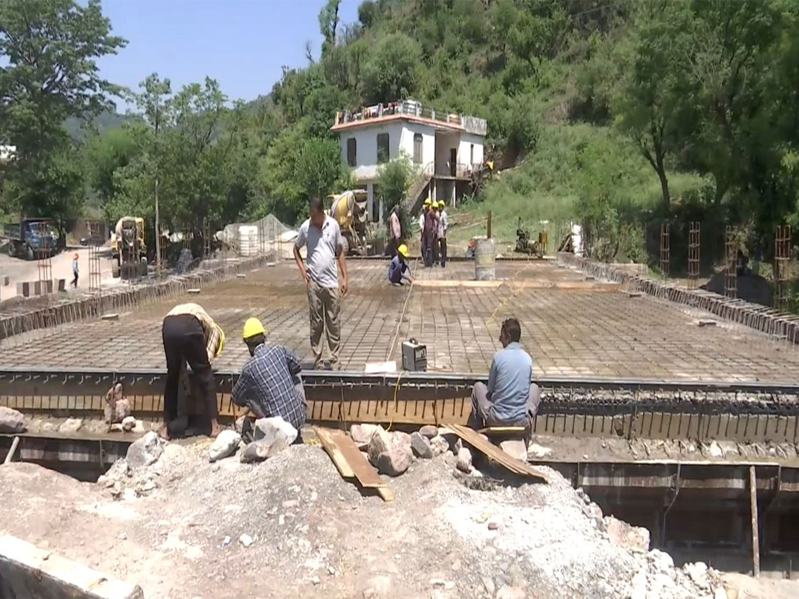 BRO intensifies infrastructure work on Rajouri-Jammu route (Photo/ANI)