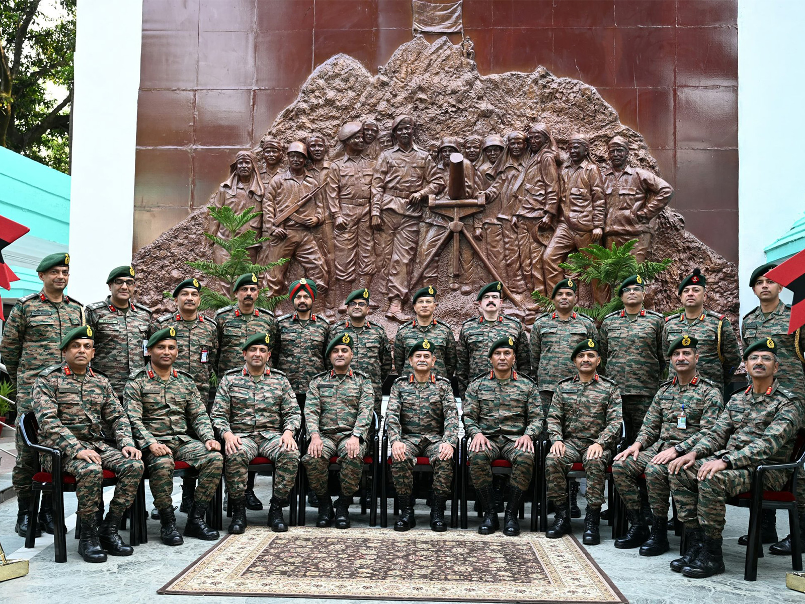 COAS, General Upendra Dwivedi visits northenr command (Photo/x/@adgpi) COAS, General Upendra Dwivedi visits northenr command (Photo/x/@adgpi)