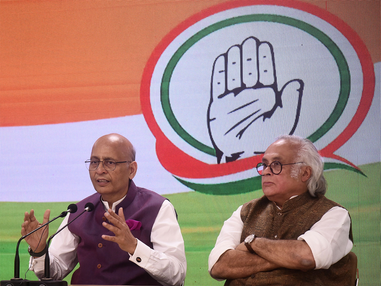 Congress leaders Abhishek Singhvi and Jairam Ramesh (File photo/ANI)