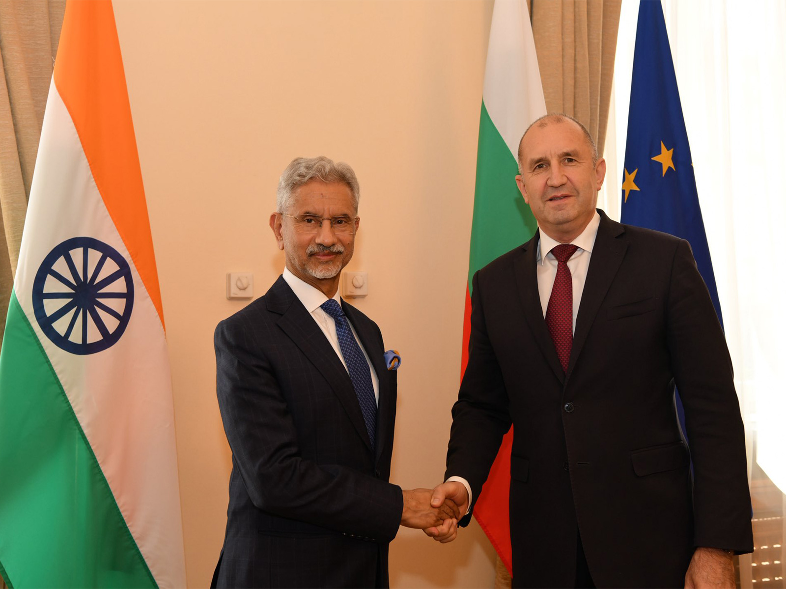External Affairs Minister S Jaishankar meets Bulgarian Prime Minister Rumen Radev (Photo/X/@DrSJaishankar)