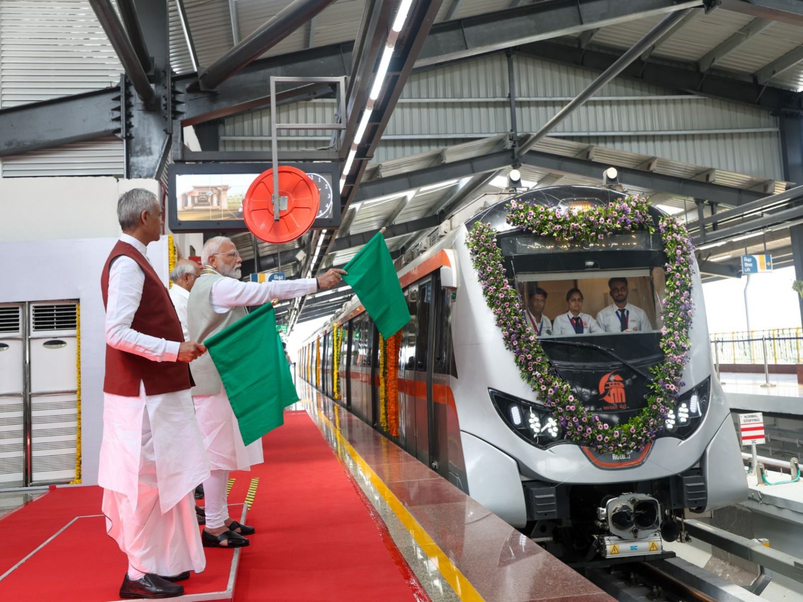 PM Modi inaugurating the Ahmedabad-Gandhinagar Metro (File photo/ Gujarat CMO)