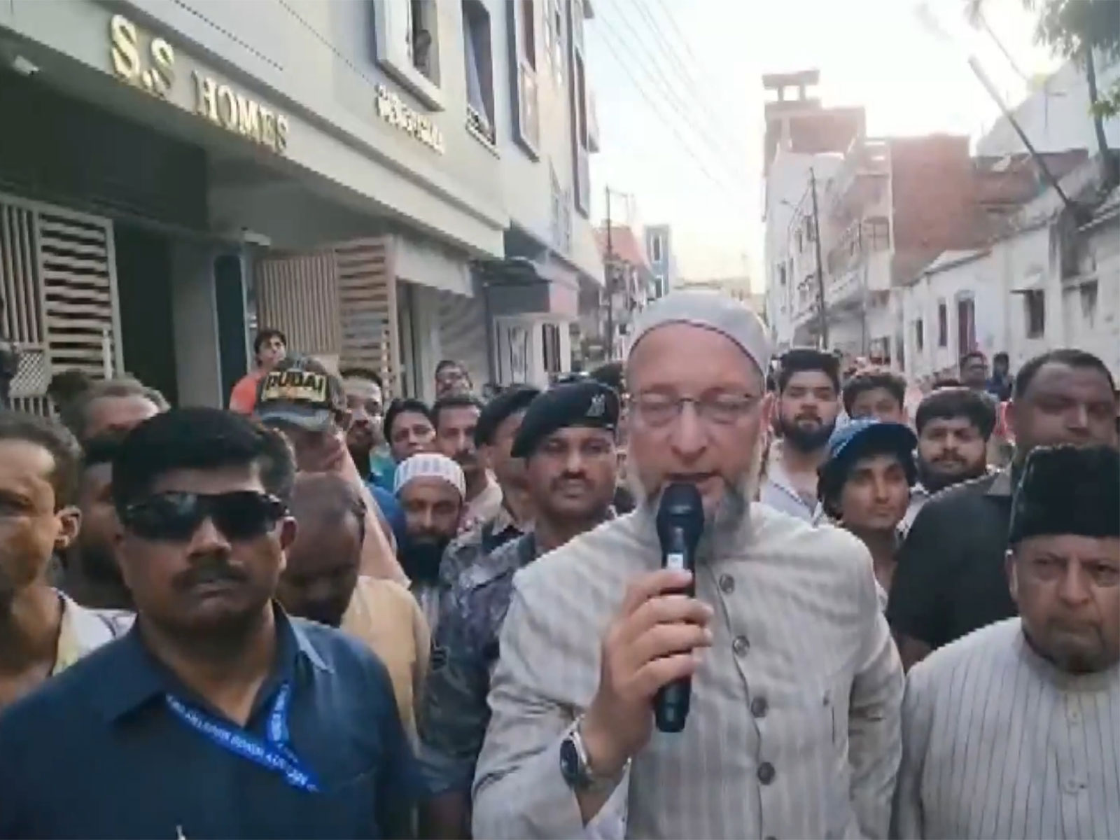 AIMIM chief Asaduddin Owaisi (Photo/ANI) AIMIM chief Asaduddin Owaisi (Photo/ANI)