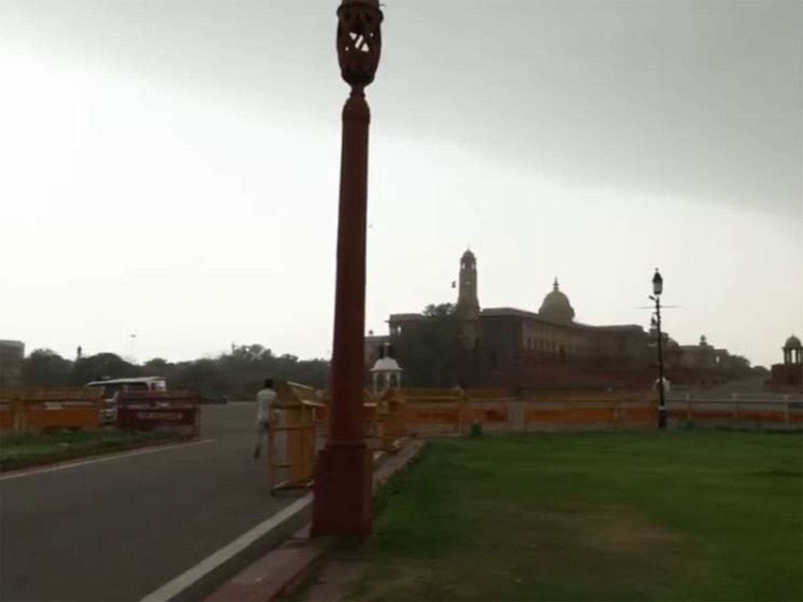 Visuals from New Delhi's Vijay Chowk (Photo/ANI)