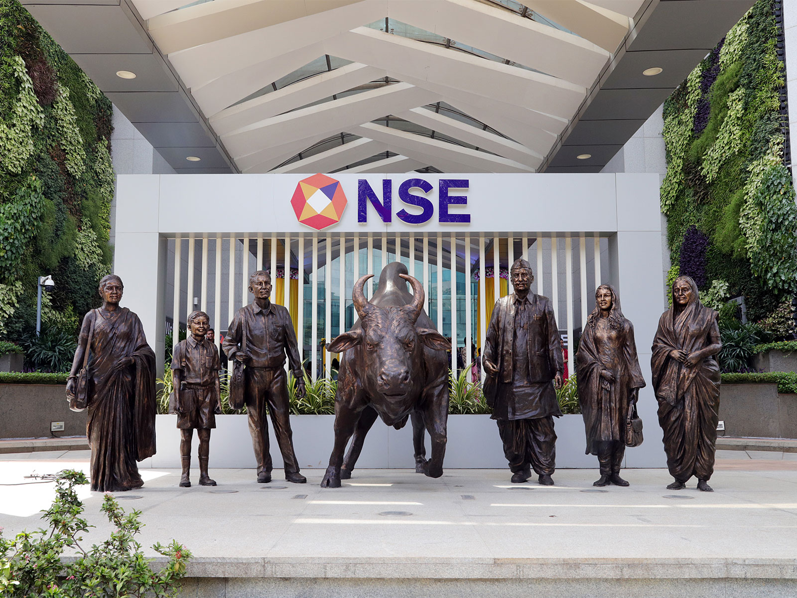 A view of the newly renovated NSE atrium bull (File Photo/ANI) A view of the newly renovated NSE atrium bull (File Photo/ANI)