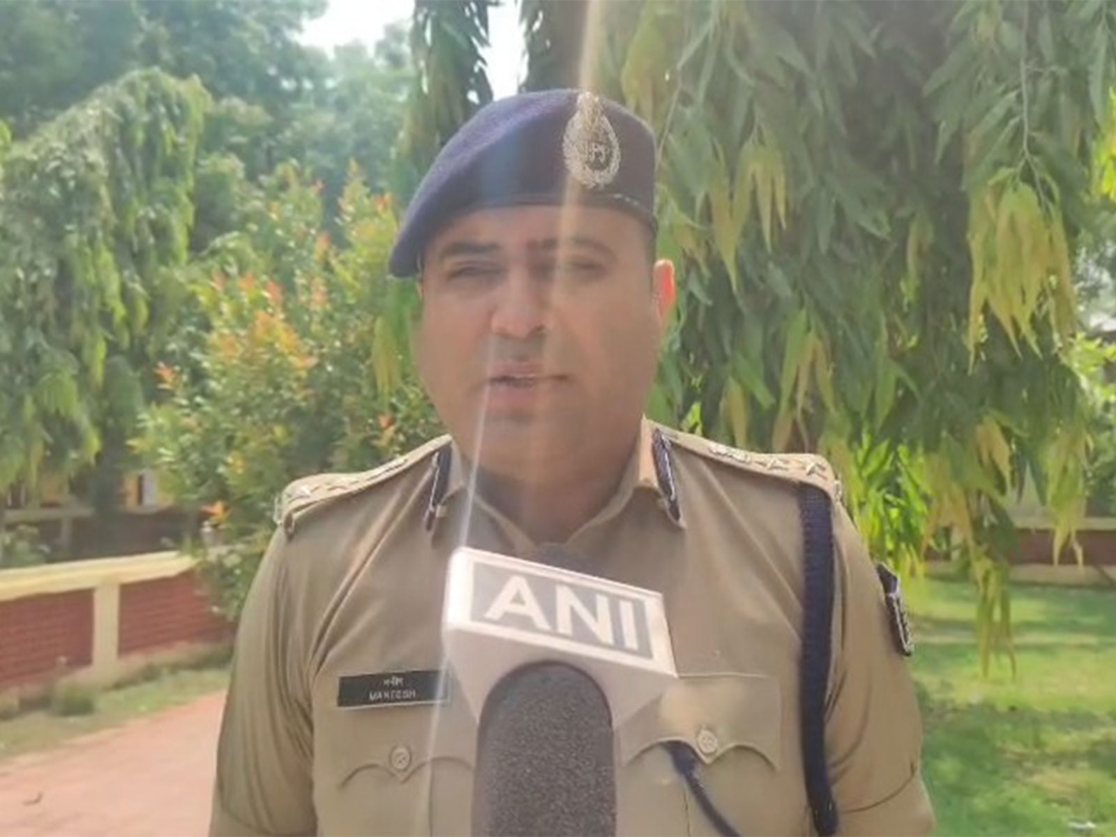 Begusarai SP Maneesh (Photo/ANI) Begusarai SP Maneesh (Photo/ANI)