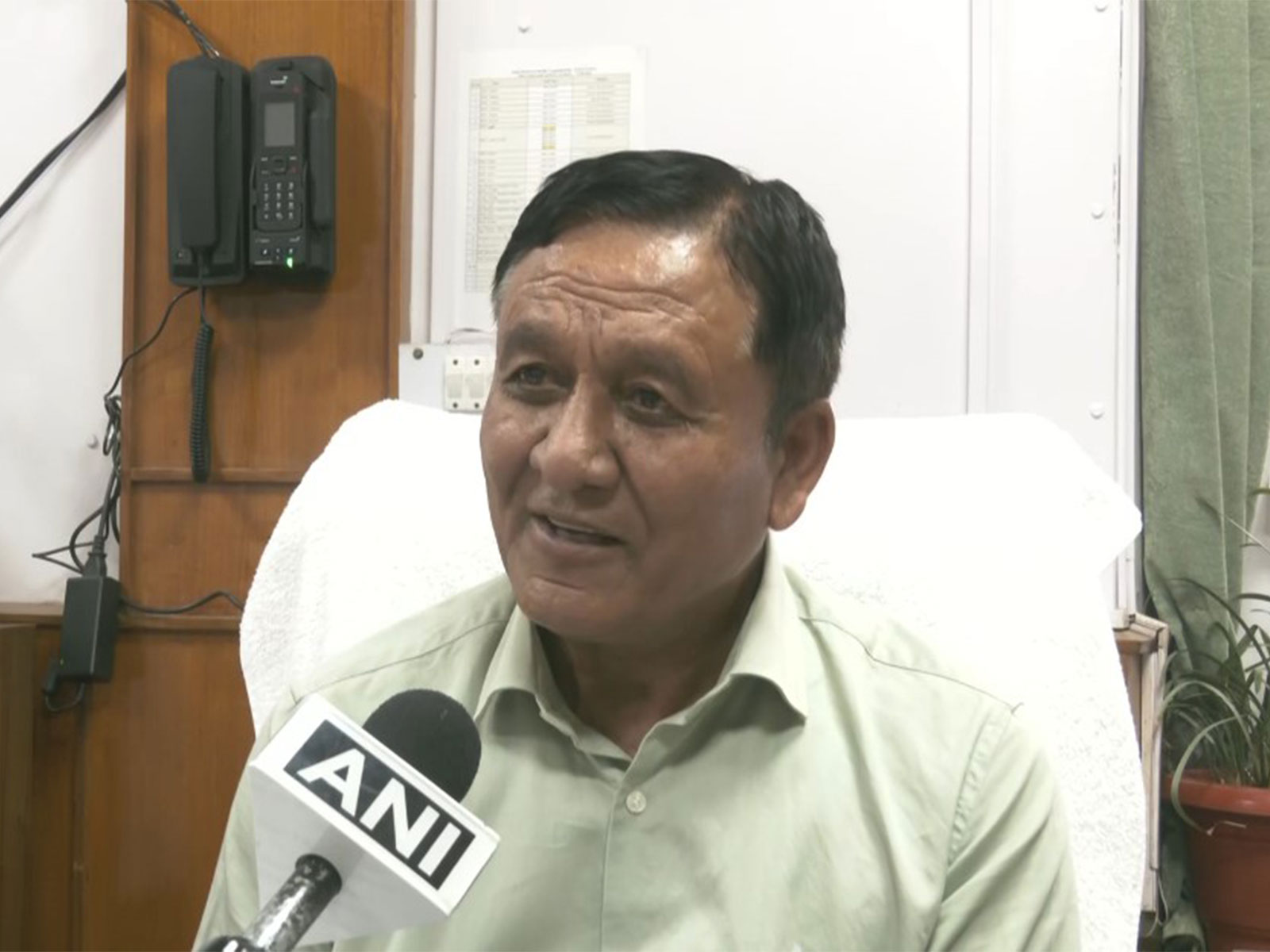 Himachal Pradesh Horticulture Minister Jagat Singh Negi (Photo/ANI) Himachal Pradesh Horticulture Minister Jagat Singh Negi (Photo/ANI)