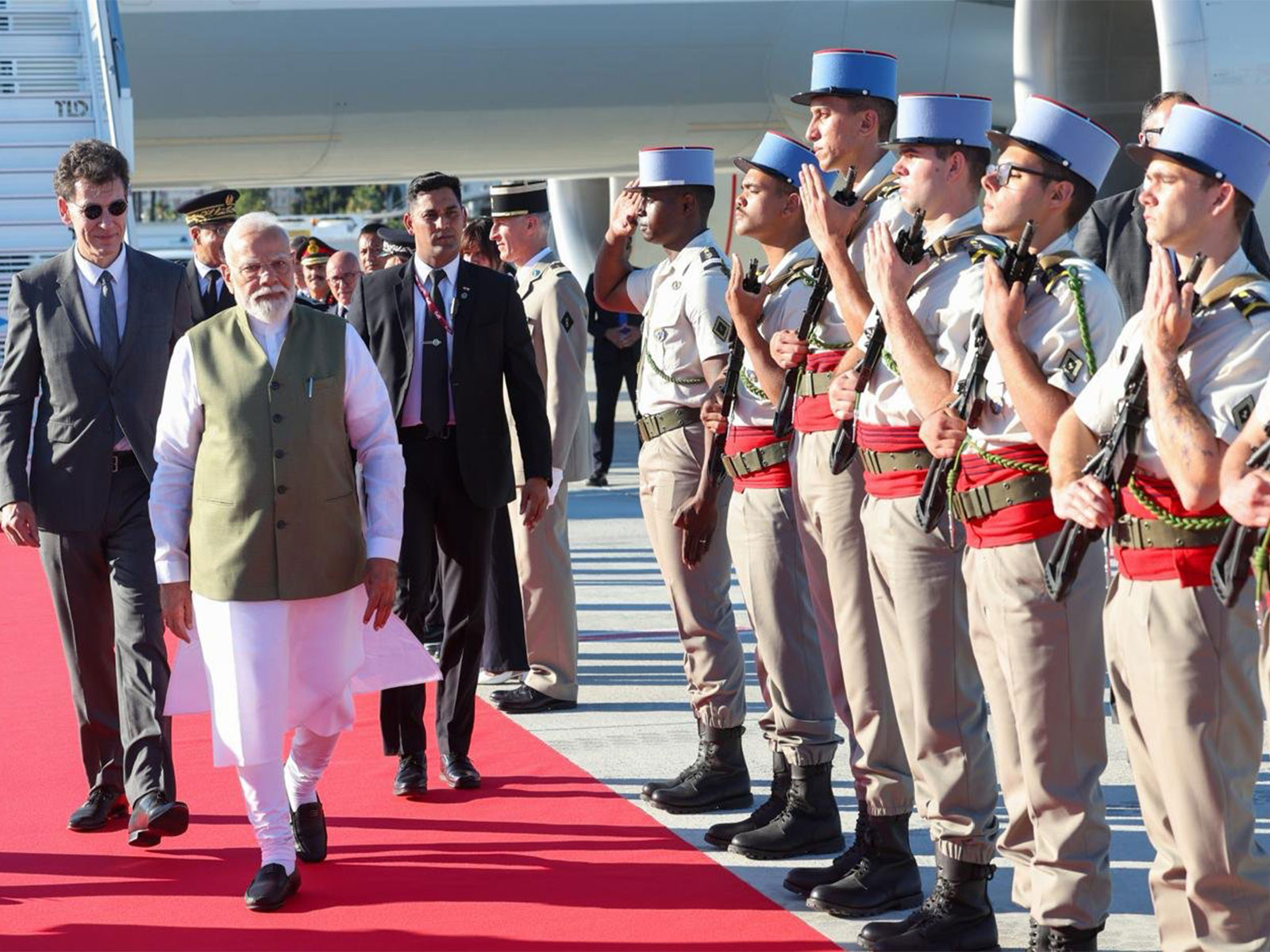 Prime Minister Narendra Modi receives a ceremonial welcome upon his arrival in Nice, France. (Photo: X/@narendramodi)