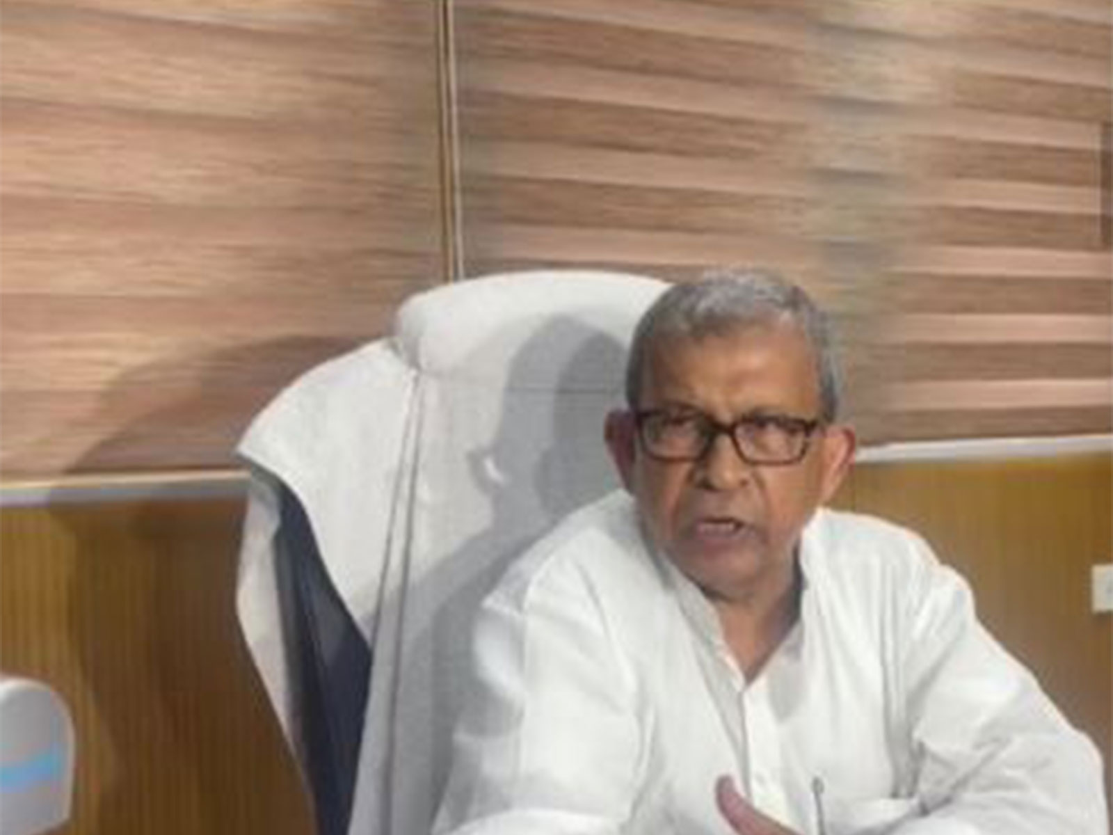 Former West Bengal Minister Manas Ranjan Bhunia (File photo/ANI) Former West Bengal Minister Manas Ranjan Bhunia (File photo/ANI)