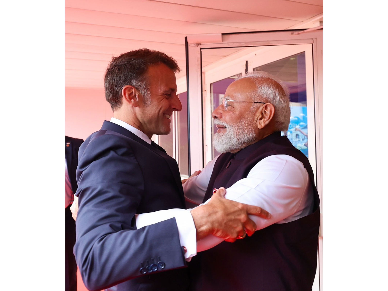 Prime Minister Narendra Modi with French President Emmanuel Macron (Photo/X@narendramodi)
