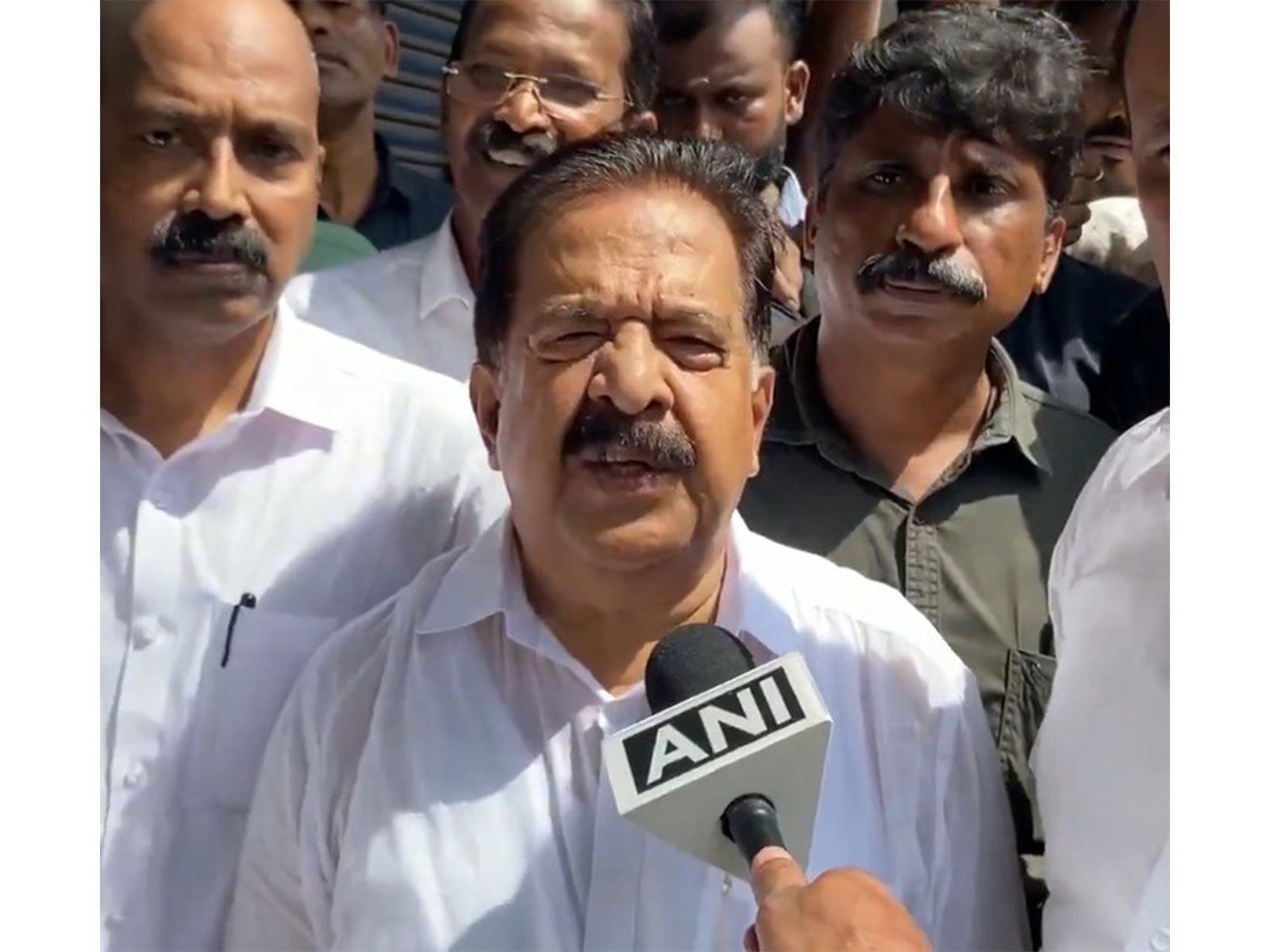 Keralam Home Minister Ramesh Chennithala (Photo/ANI) Keralam Home Minister Ramesh Chennithala (Photo/ANI)