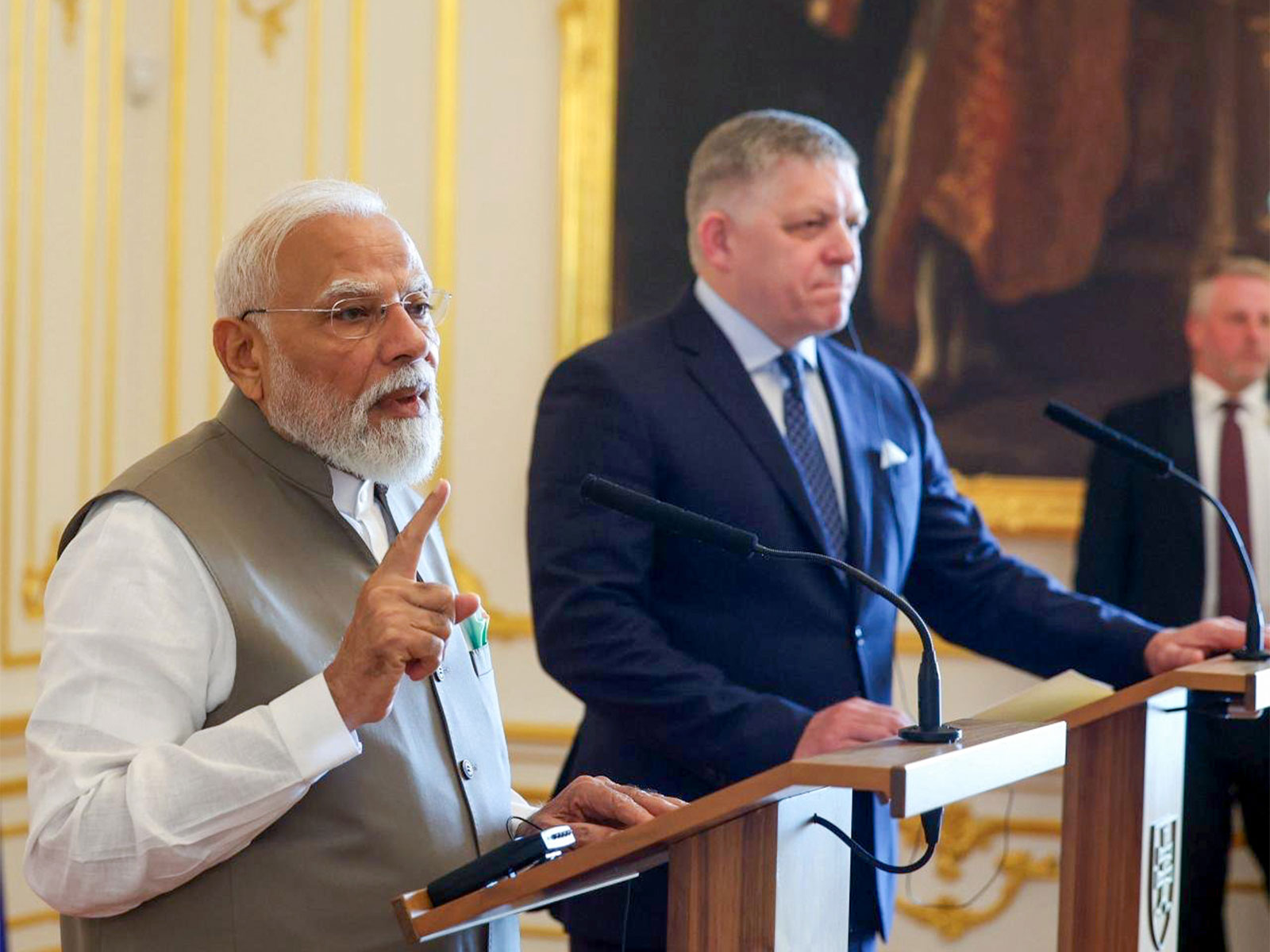 PM Narendra Modi and Slovak PM Robert Fico during joint press meet in Bratislava (Photo/ANI)