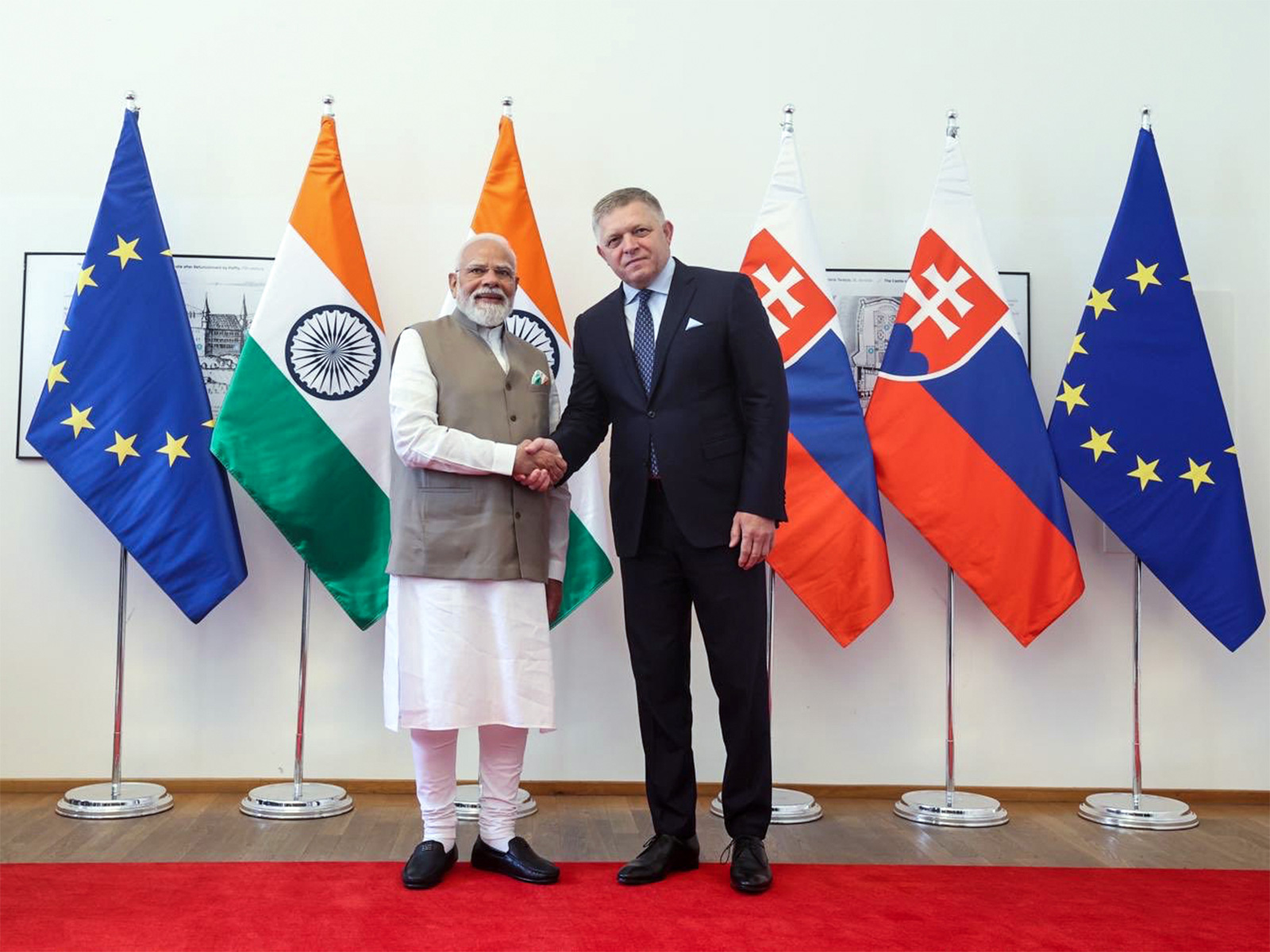 Prime Minister Narendra Modi with Slovak PM Robert Fico (Photo/ANI)