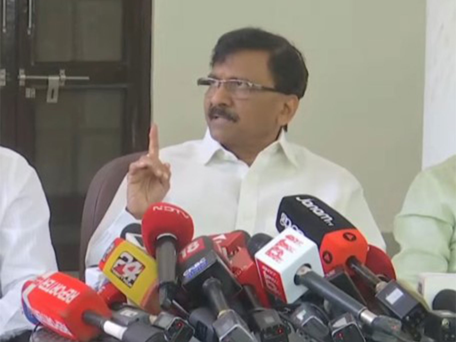 Shiv Sena (UBT) MP Sanjay Raut addresses the press conferences in national capital (Photo/ANI)