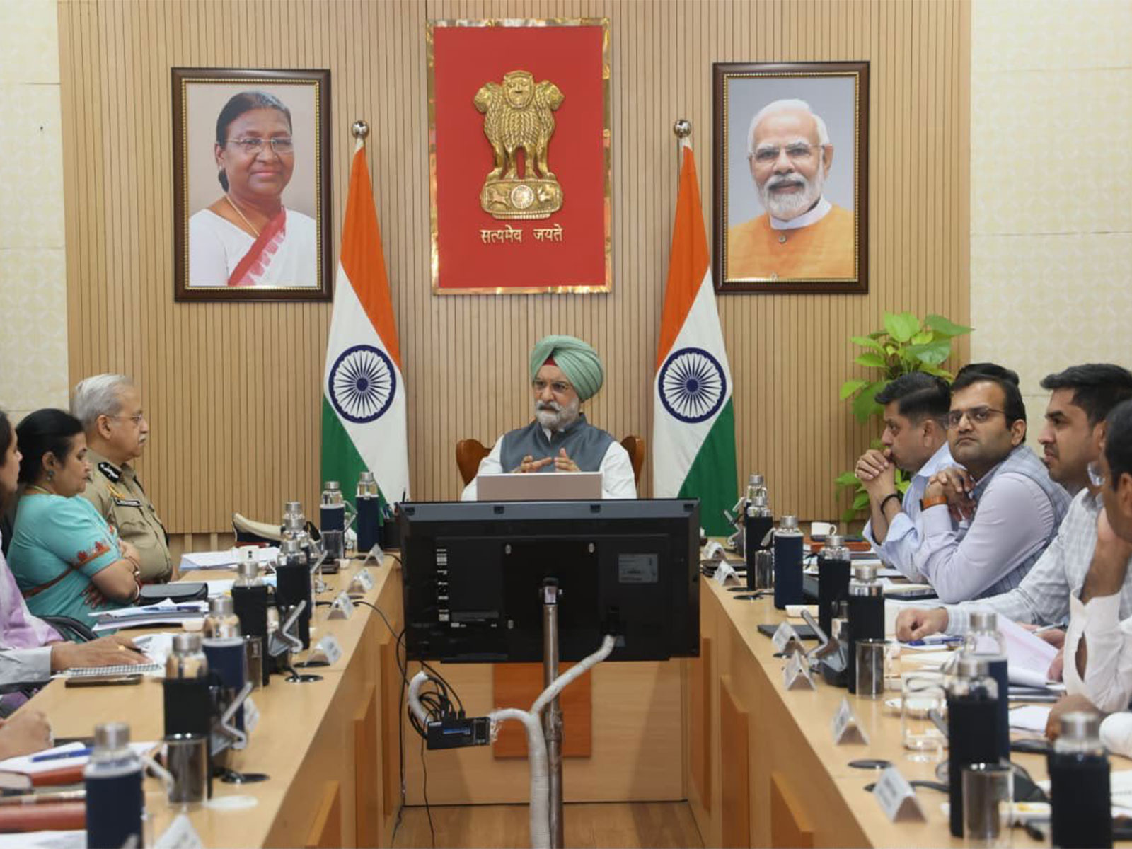 Delhi LG reviews women safety measures in DTC buses, directs strict security overhaul (Photo/X@LtGovDelhi) Delhi LG reviews women safety measures in DTC buses, directs strict security overhaul (Photo/X@LtGovDelhi)