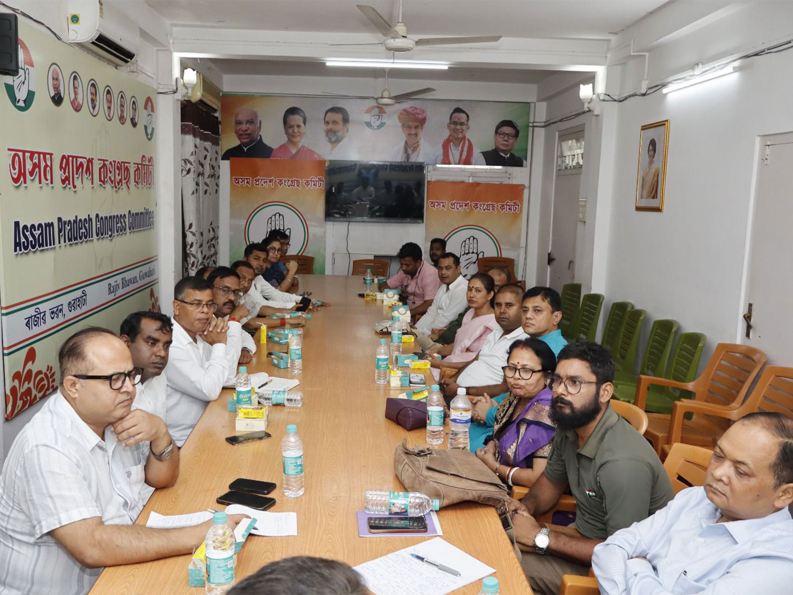 Visual from Congress' meeting in Assam (Photo/@INCAssam/X) Visual from Congress' meeting in Assam (Photo/@INCAssam/X)