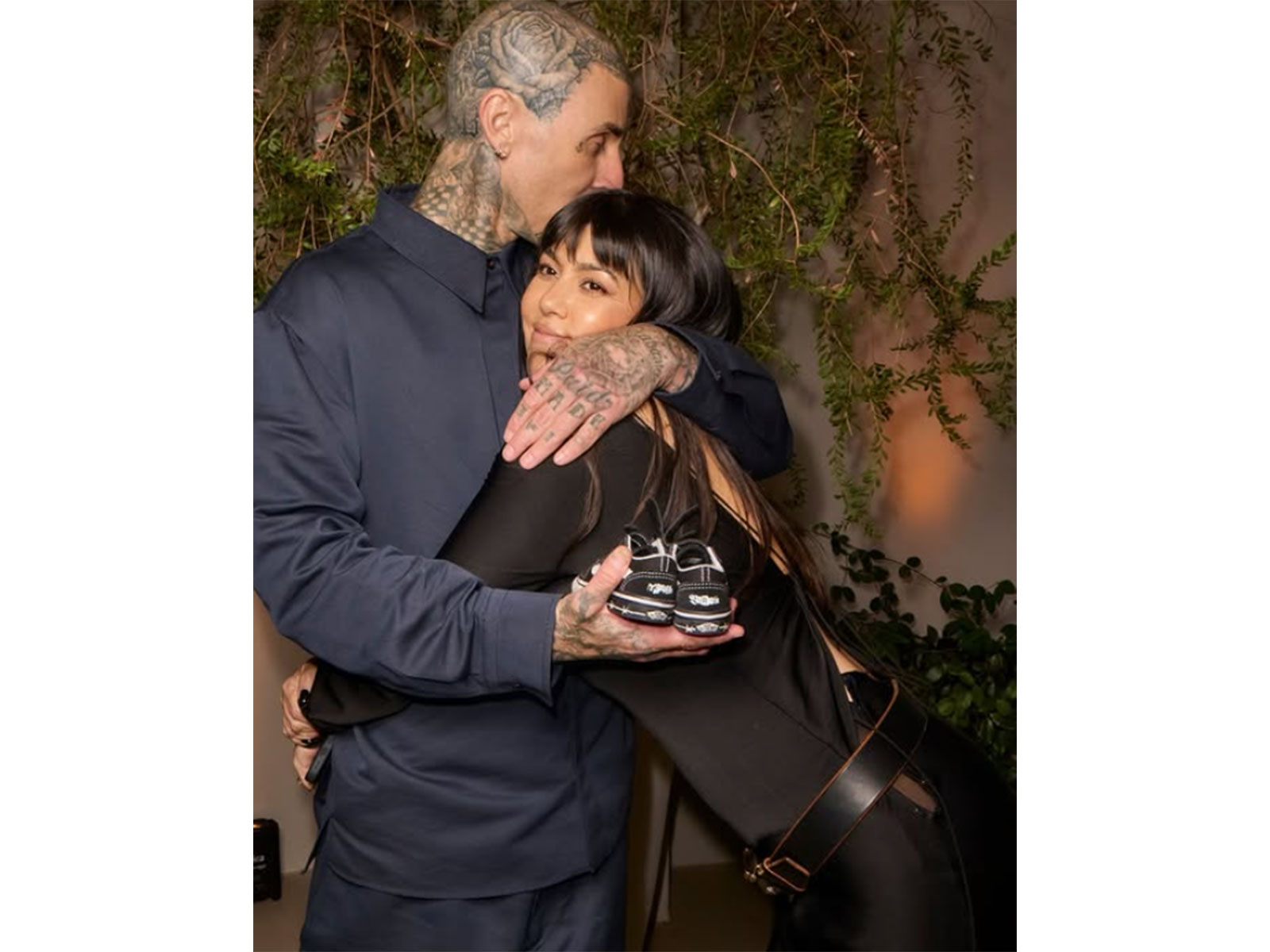 Travis Barker, Kourtney Kardashian (Photo/Instagram/@kourtneykardash) Travis Barker, Kourtney Kardashian (Photo/Instagram/@kourtneykardash)