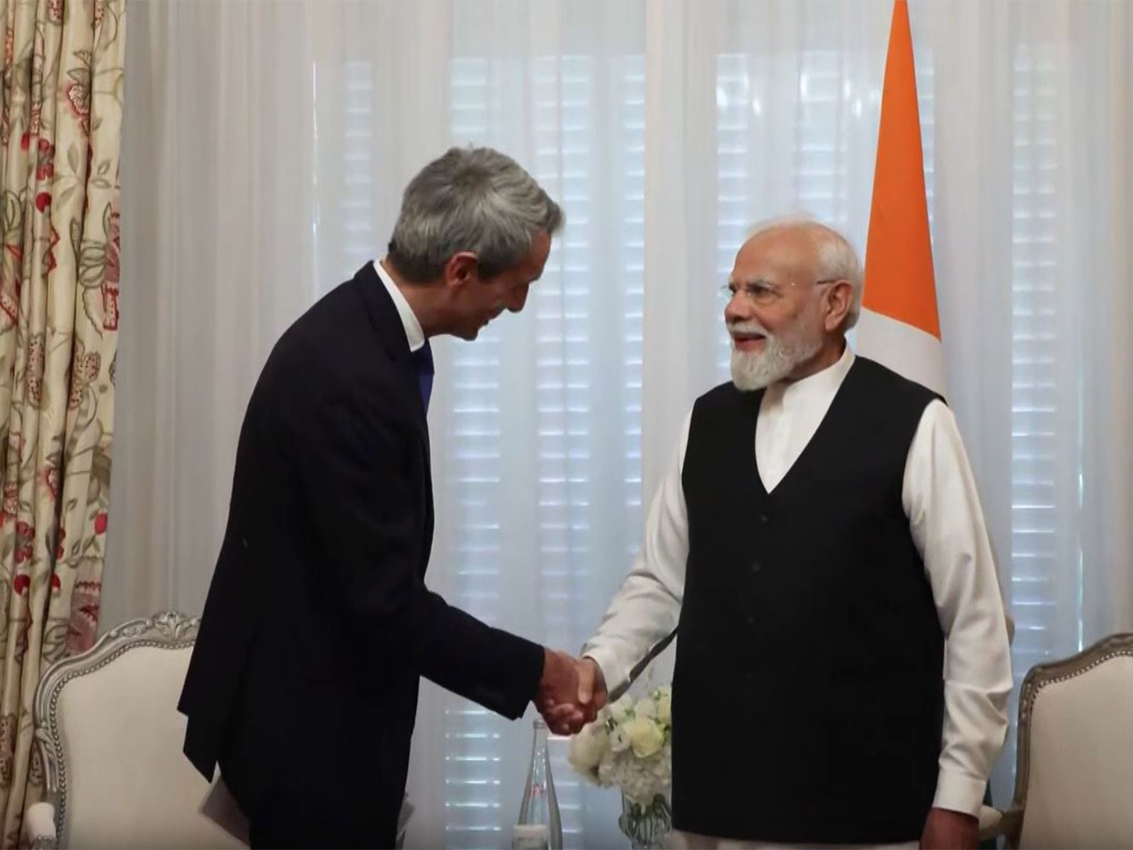 Prime Minister Narendra Modi meets Saint-Gobain Chairman and CEO Benoit Bazin during his visit to Paris, France (Photo/ANI) Prime Minister Narendra Modi meets Saint-Gobain Chairman and CEO Benoit Bazin during his visit to Paris, France (Photo/ANI)