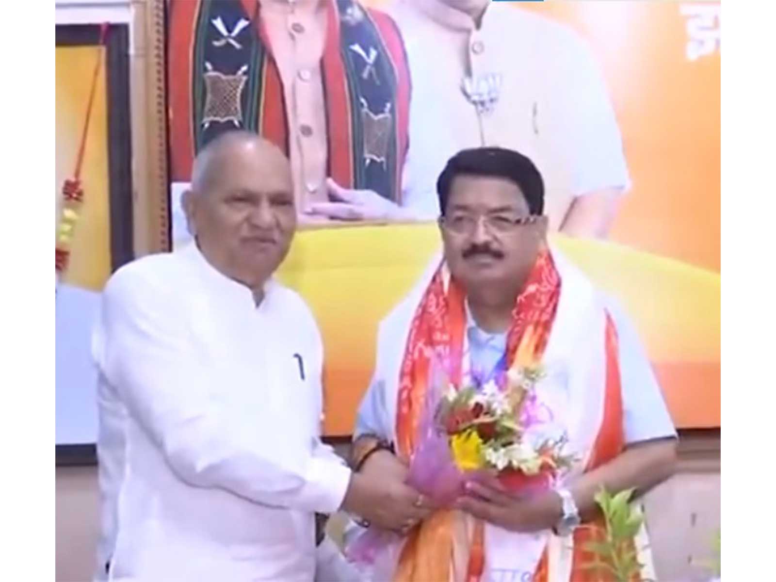 BJP leaders congratulated NDA-backed independent Rajya Sabha candidate Parimal Nathwani (Photo/ANI) BJP leaders congratulated NDA-backed independent Rajya Sabha candidate Parimal Nathwani (Photo/ANI)