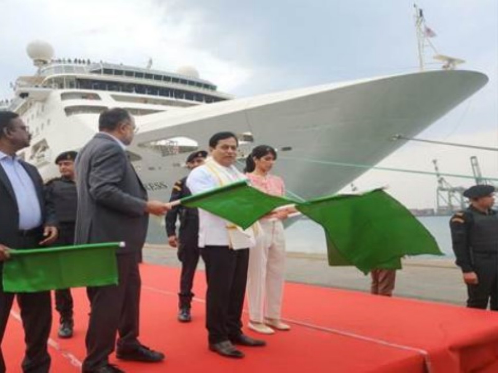 MV EMPRESS, (Photo/)Ministry of Ports, Shipping and Waterways) MV EMPRESS, (Photo/)Ministry of Ports, Shipping and Waterways)