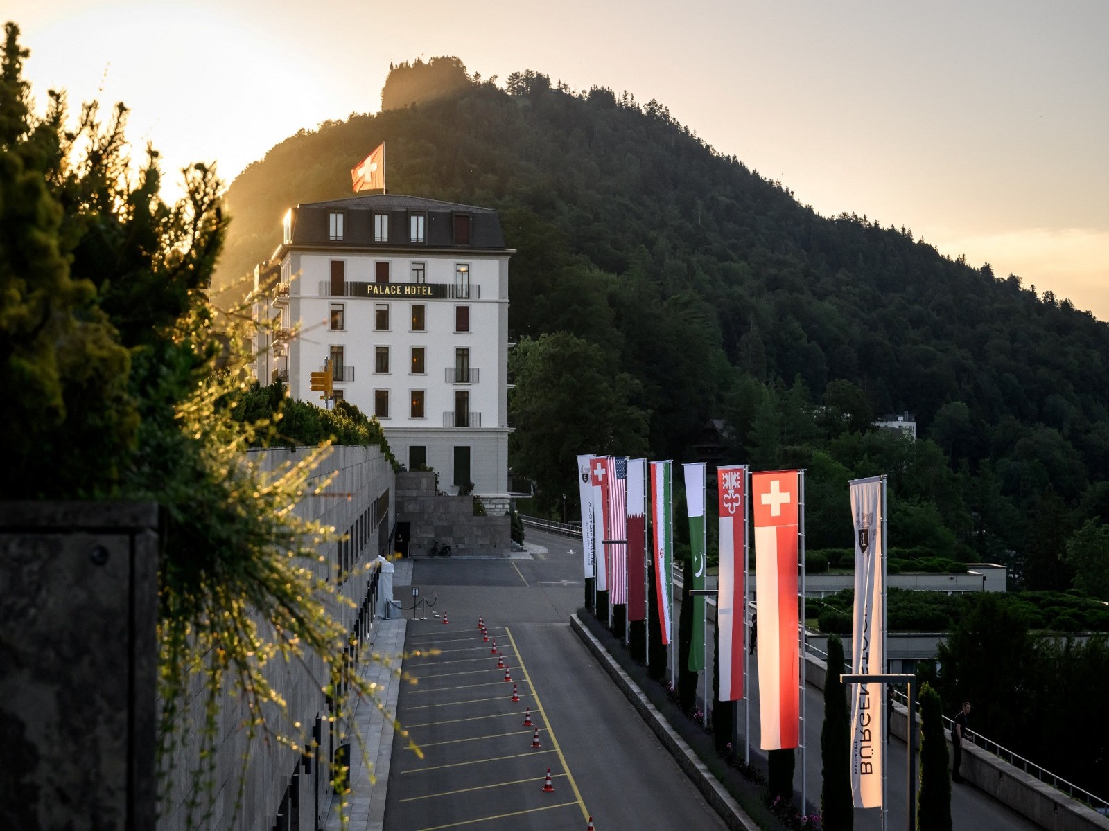 A view of the Bรผrgenstock luxury hotel complex overlooking Lake Lucerne in Switzerland. (Photo/Reuters) A view of the Bรผrgenstock luxury hotel complex overlooking Lake Lucerne in Switzerland. (Photo/Reuters)