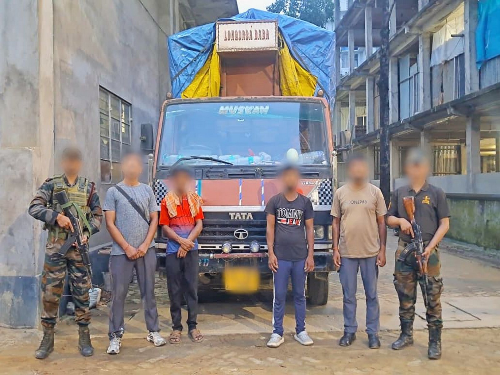 Assam Rifles, DRI seize poppy seeds worth Rs 1.31 crore in Assam's Cachar district (Photo/Assam Rifles)