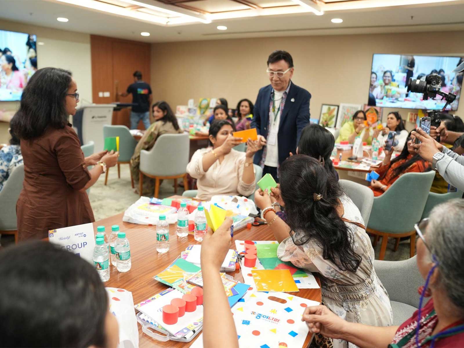 Pidilite’s Fevicryl Launches Artist in Me (AIM) Programme to Empower 120+ Indian Artist-Trainers Pidilite’s Fevicryl Launches Artist in Me (AIM) Programme to Empower 120+ Indian Artist-Trainers