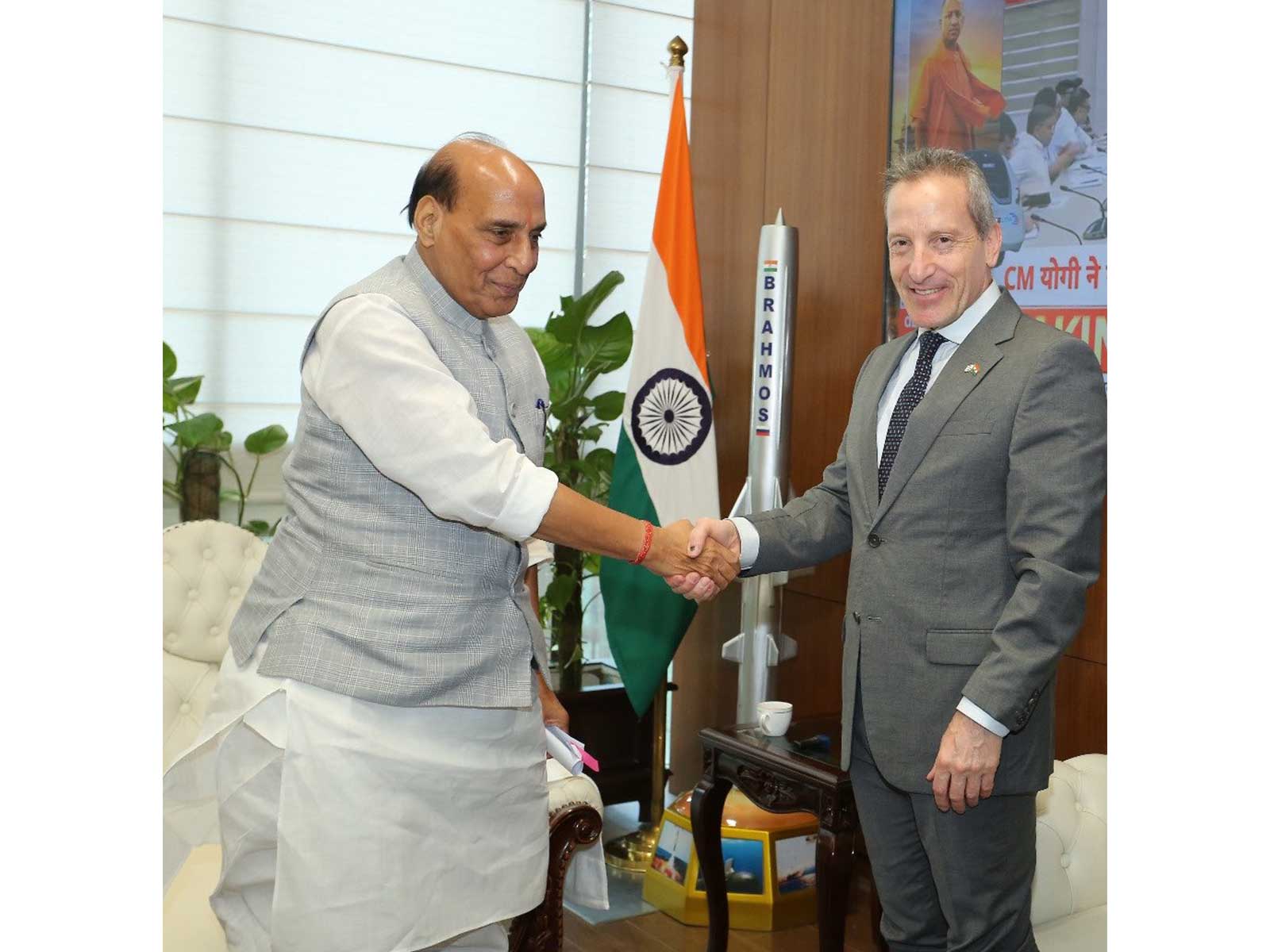 Defence Minister Rajnath Singh with Maj Gen Amir Baram DG of Israel’s Ministry of Defence (Photo/X@DefenceMinIndia)