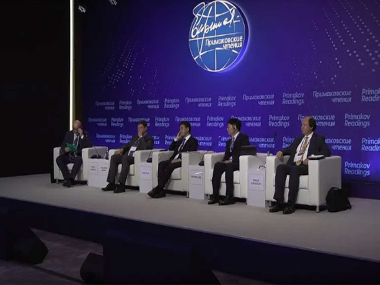Cooperation serves as key: experts declare transition to new world order to be irreversible at 