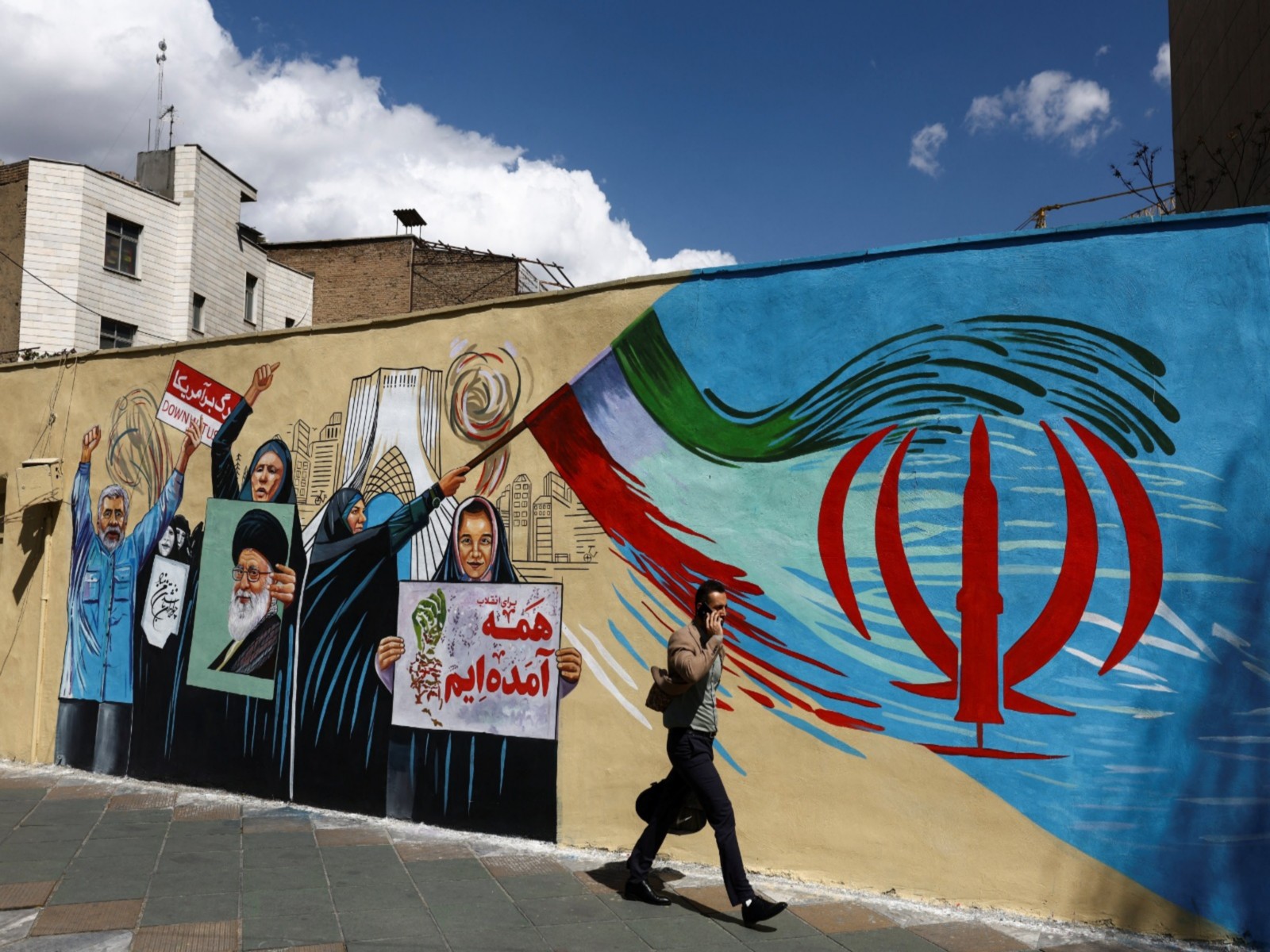 A street in Tehran (File Photo/Reuters via WANA)