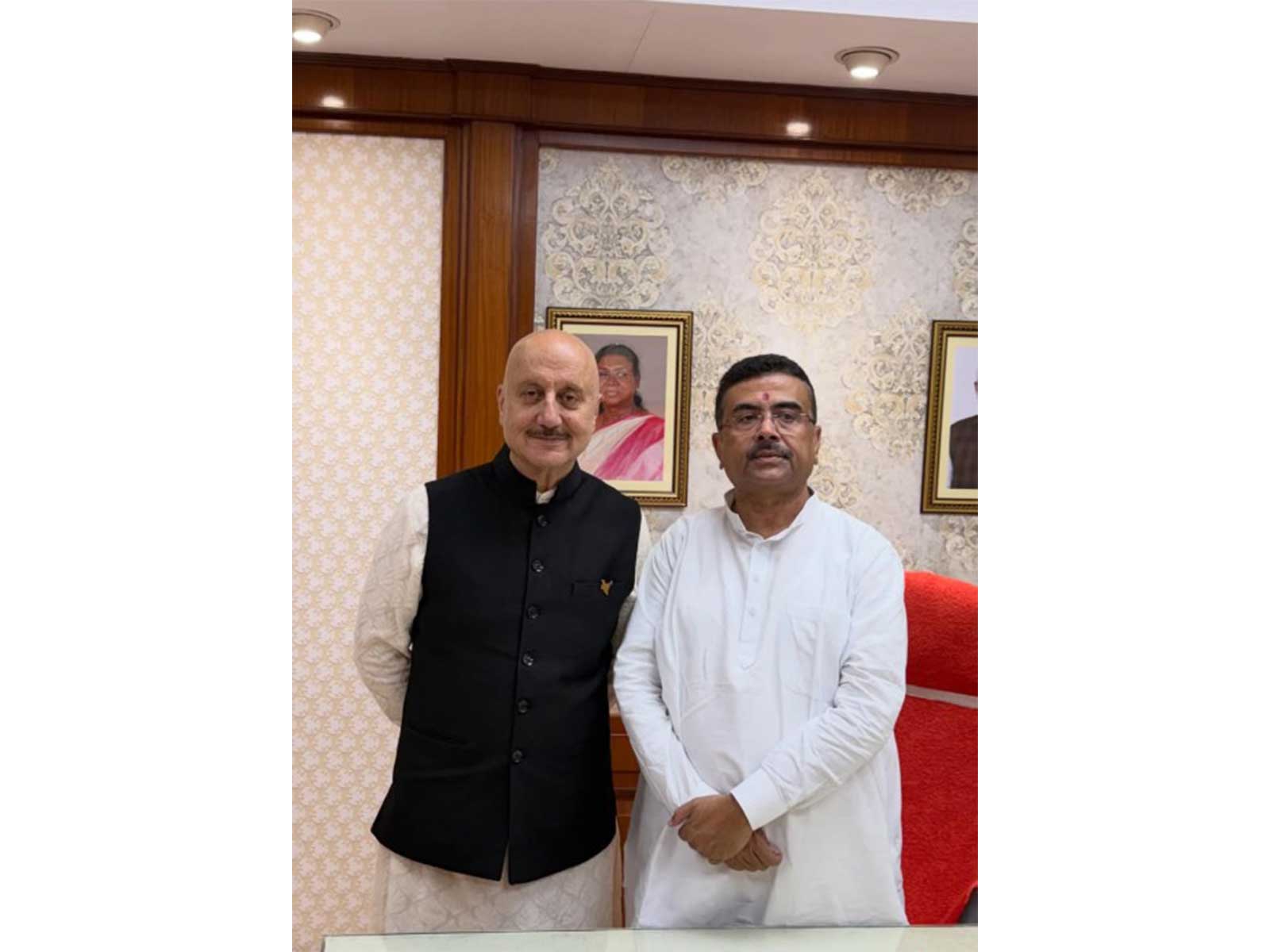 Anupam Kher meets West Bengal CM Suvendu Adhikari (Photo/Instagram@anupampkher)
