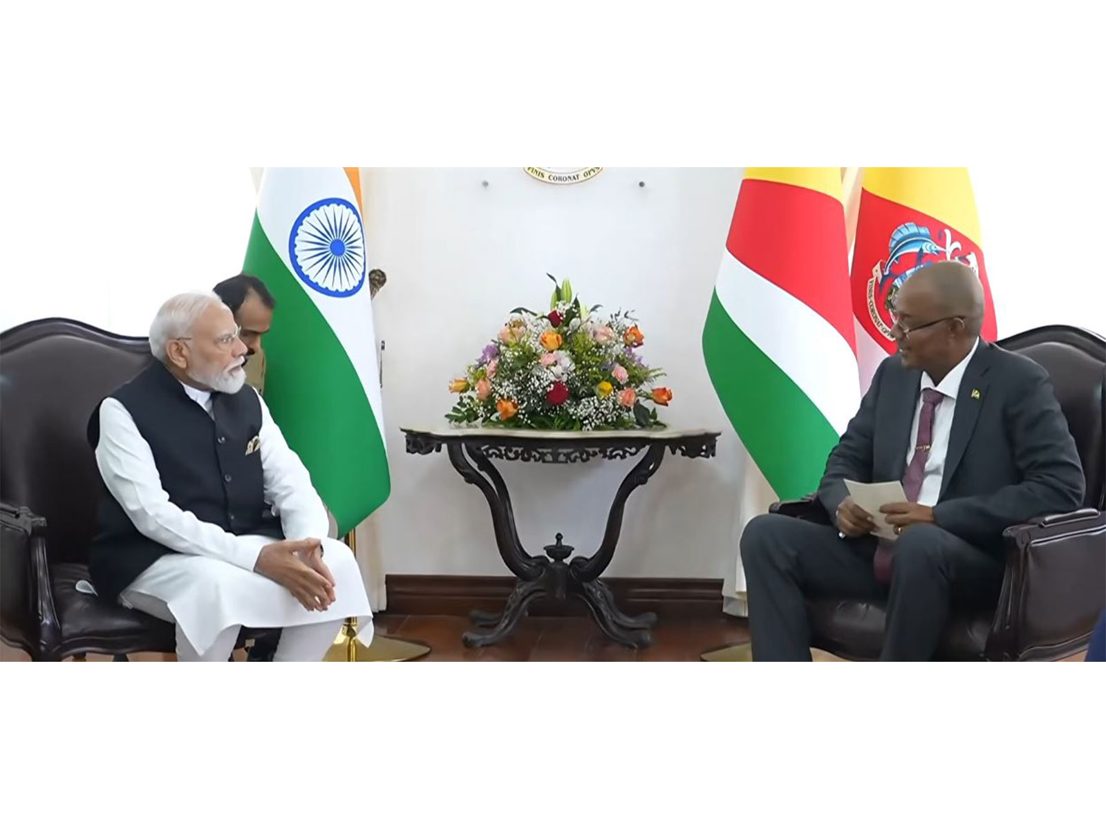 PM Modi holds delegation-level talks with Seychelles President (Photo/DDNews)