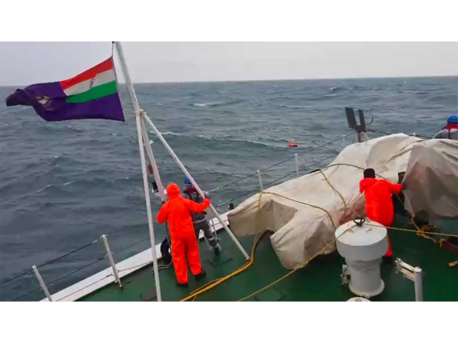 ICG rescues six fishermen (Photo/Indian Coast Guard)