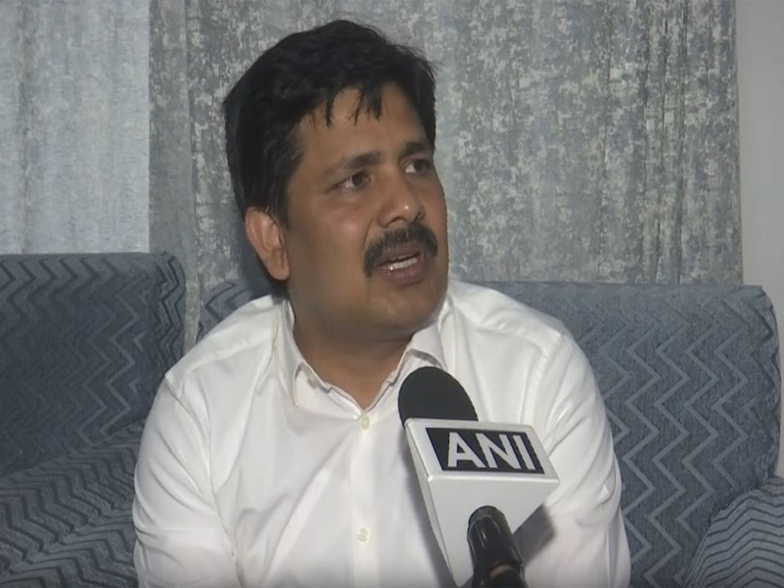 YSR Congress Party MP Maddila Gurumoorthy (Photo/ANI) YSR Congress Party MP Maddila Gurumoorthy (Photo/ANI)