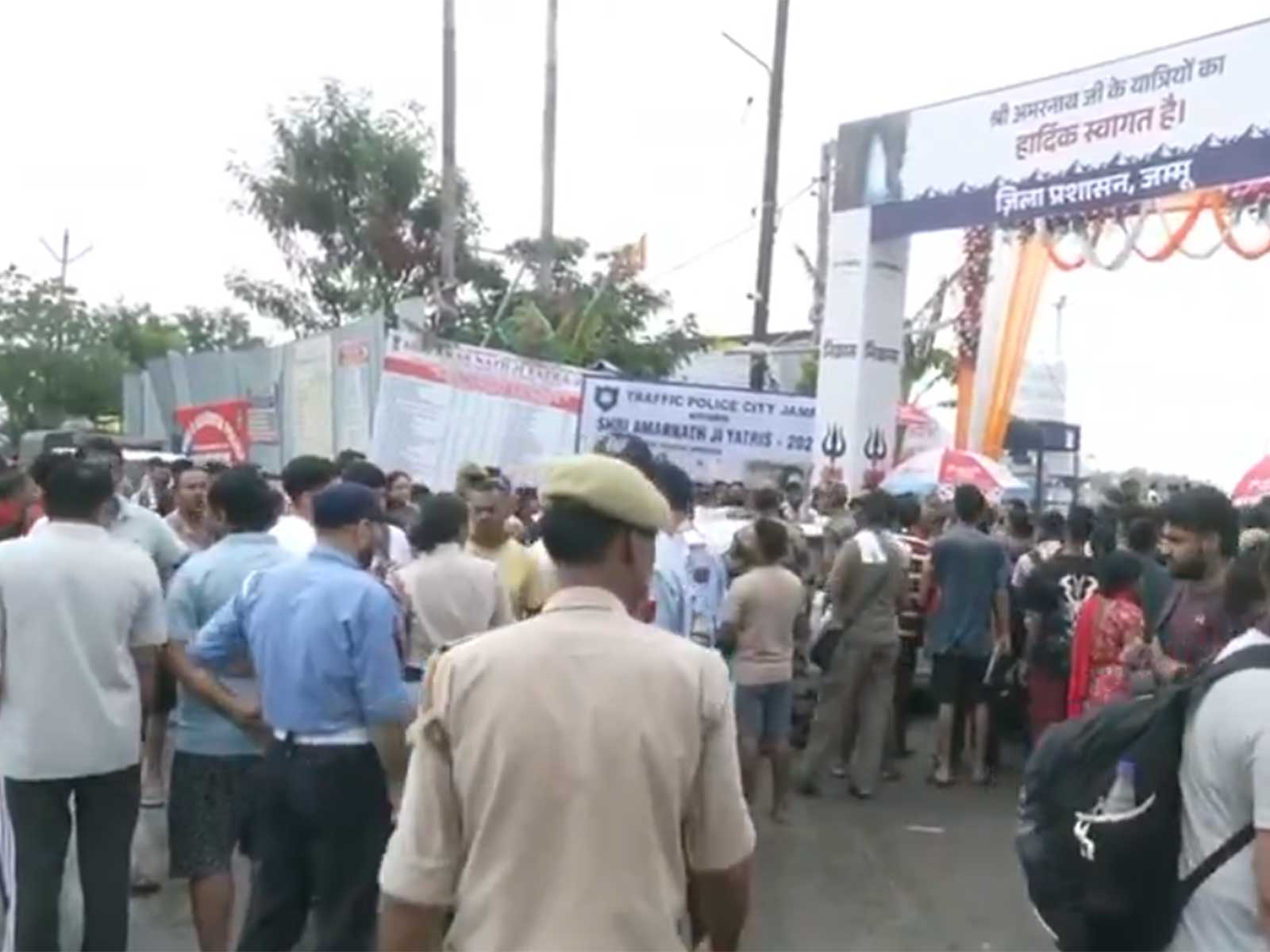 Devotees gather at the Jammu base camp (Photo/ANI)