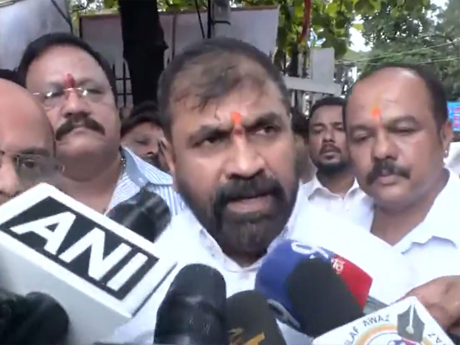 Former Shiv Sena (UBT) leader Sachin Ahir (Photo/ANI)