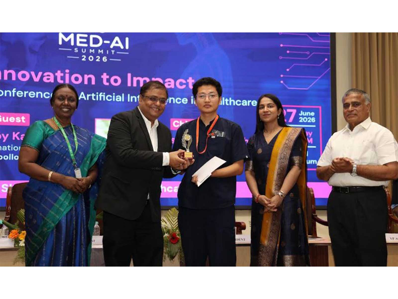 Dr. Preethaa Ganesh, inaugurates MED-AI Summit 2026 at VMCH along with Dr. Sujoy Kar