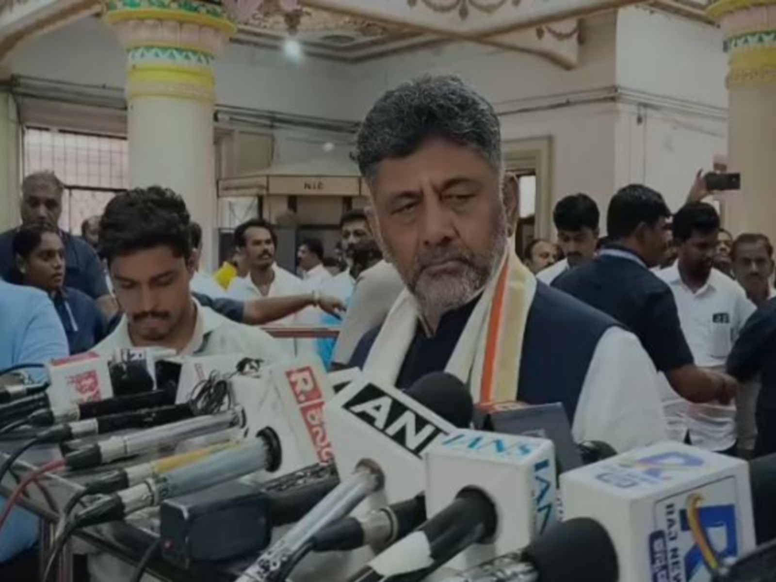 Karnataka CM Shivakumar addressing mediapersons in  (File Photo/ANI)
