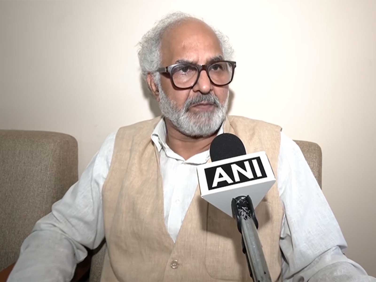 Vice-Chancellor Rajiv Gandhi Proudyogiki Vishwavidyalaya (RGPV) Alok Sharma (Photo/ANI)