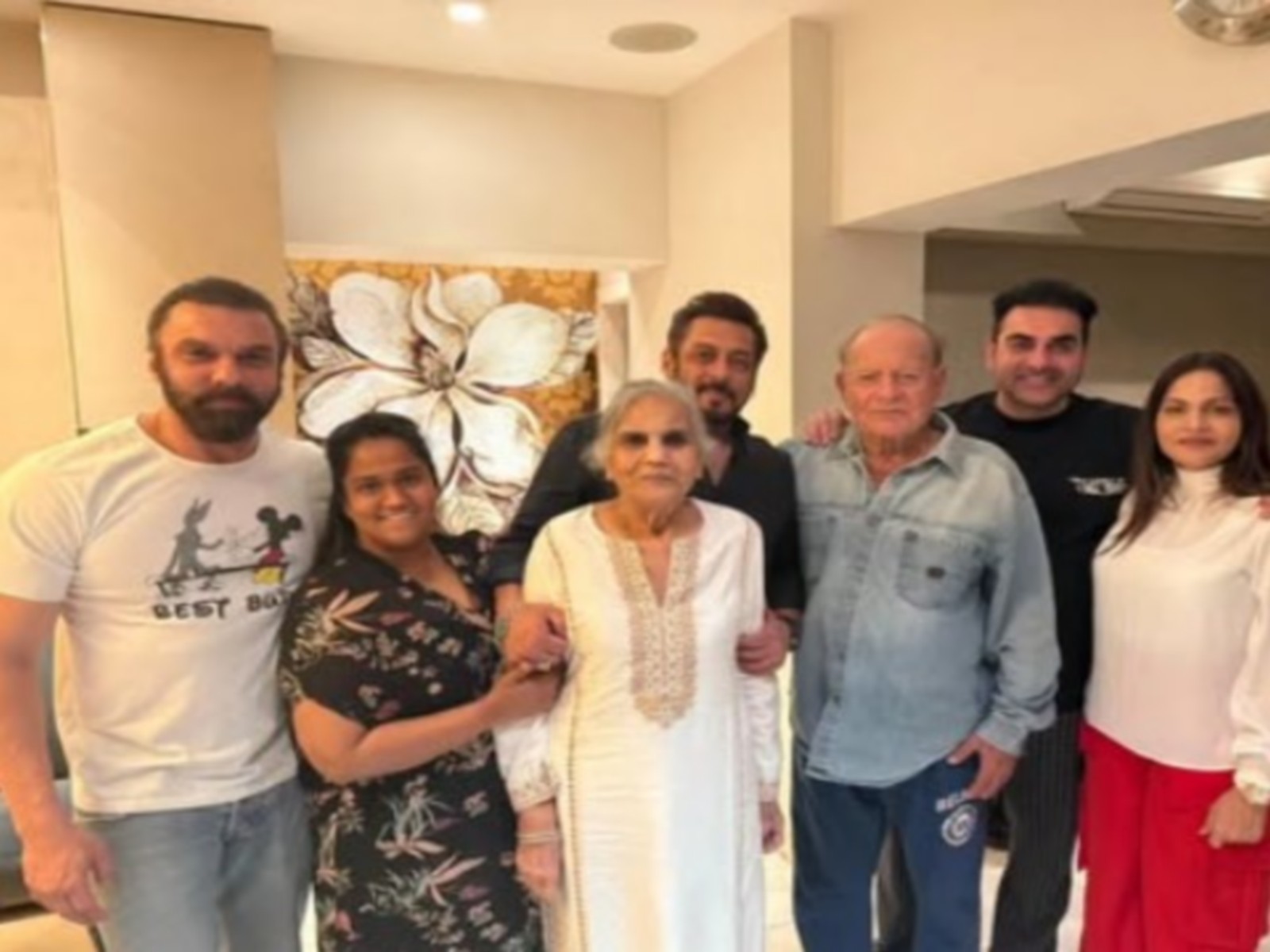 Salman Khan family (Image source: Sohail's Instagram)