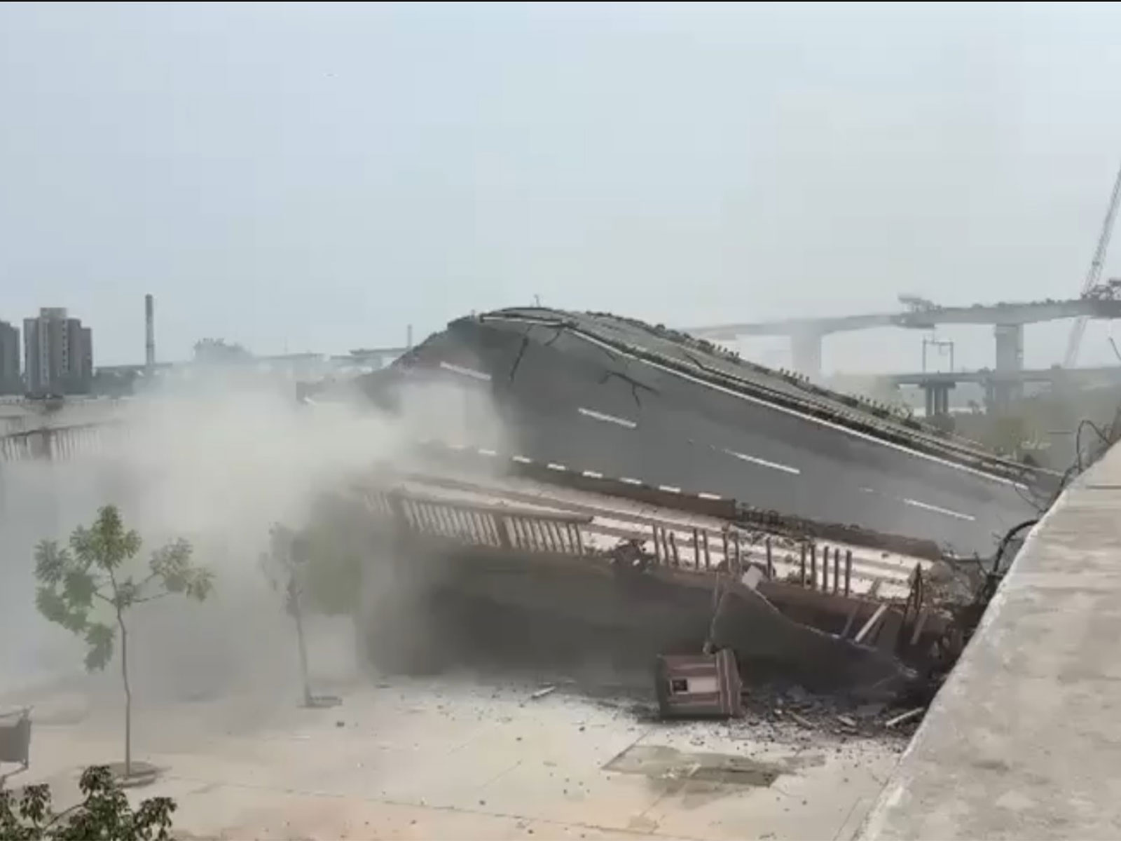 Demolition work at Subhash Bridge in Ahmedabad, (Photo/Ahmedabad Municipal Corporation) Demolition work at Subhash Bridge in Ahmedabad, (Photo/Ahmedabad Municipal Corporation)
