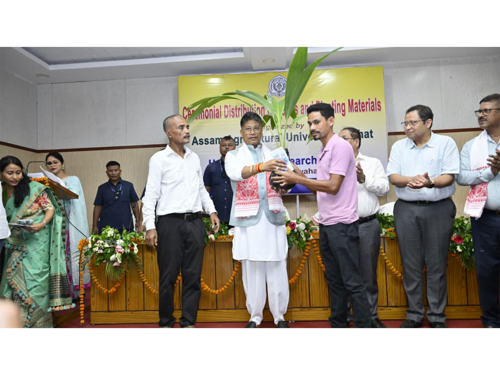 Assam Minister launches distribution of 1 lakh saplings, pulse seeds