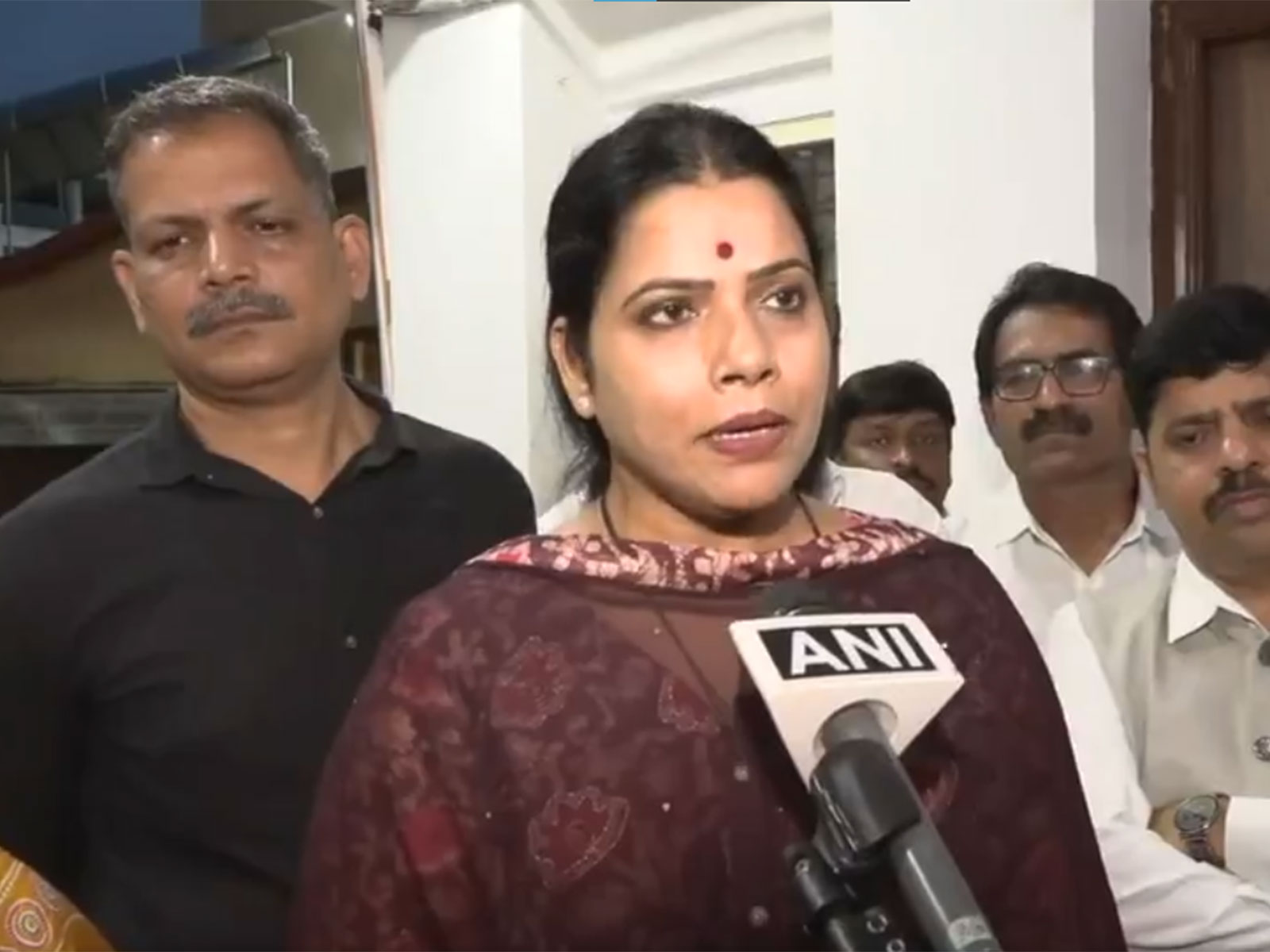 Mumbai Mayor Ritu Tawde announces Rs 5 lakh ex gratia&hellip;
