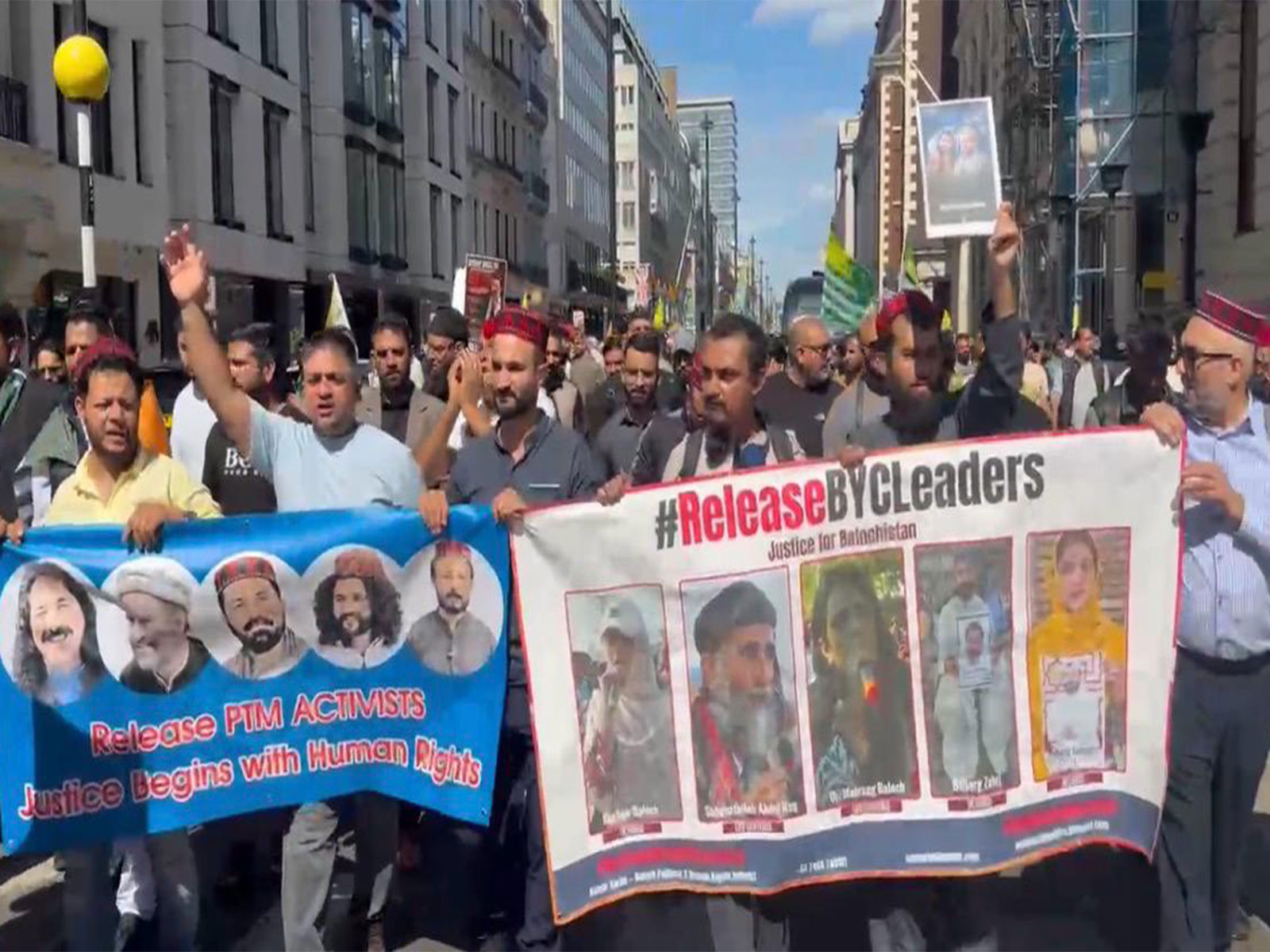 Baloch activists join London Kashmir march, call for united stand against rights abuses in Pakistan (Photo/ANI)