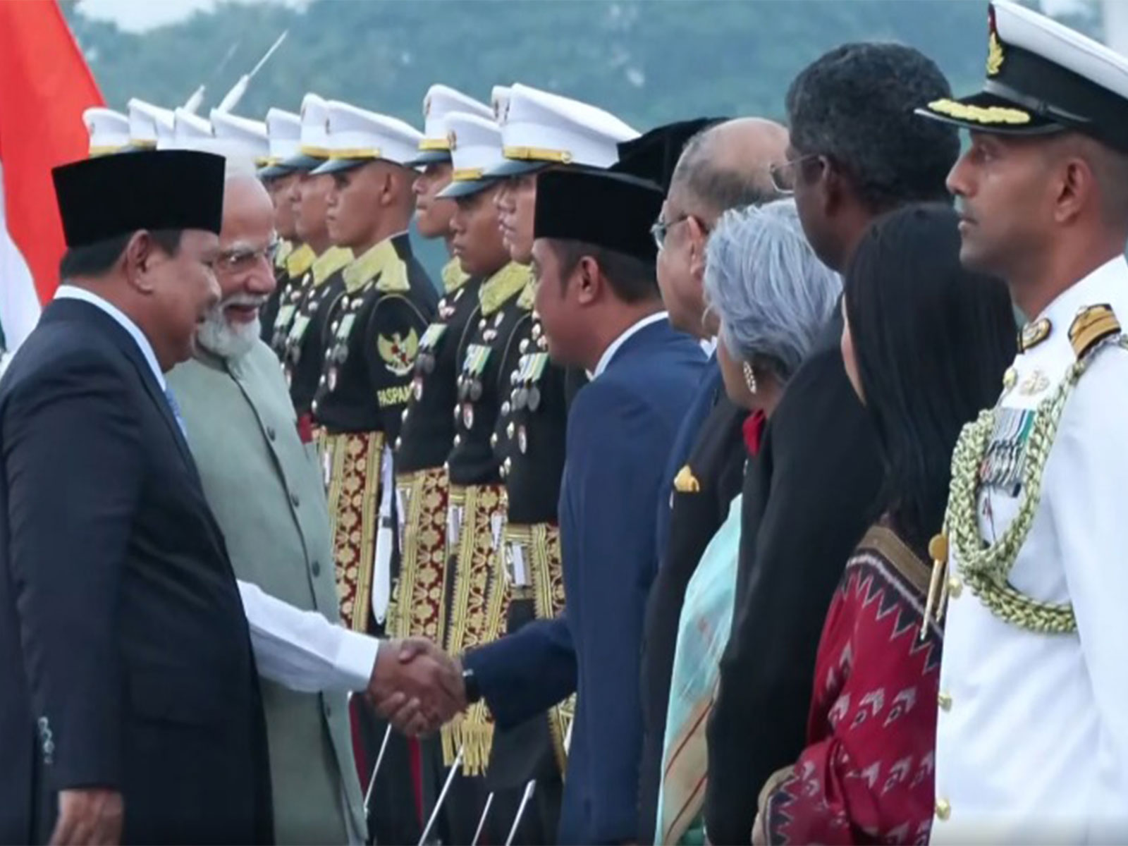 Prime Minister Narendra Modi with Indonesian President Prabowo Subianto(Photo: DD) Prime Minister Narendra Modi with Indonesian President Prabowo Subianto(Photo: DD)