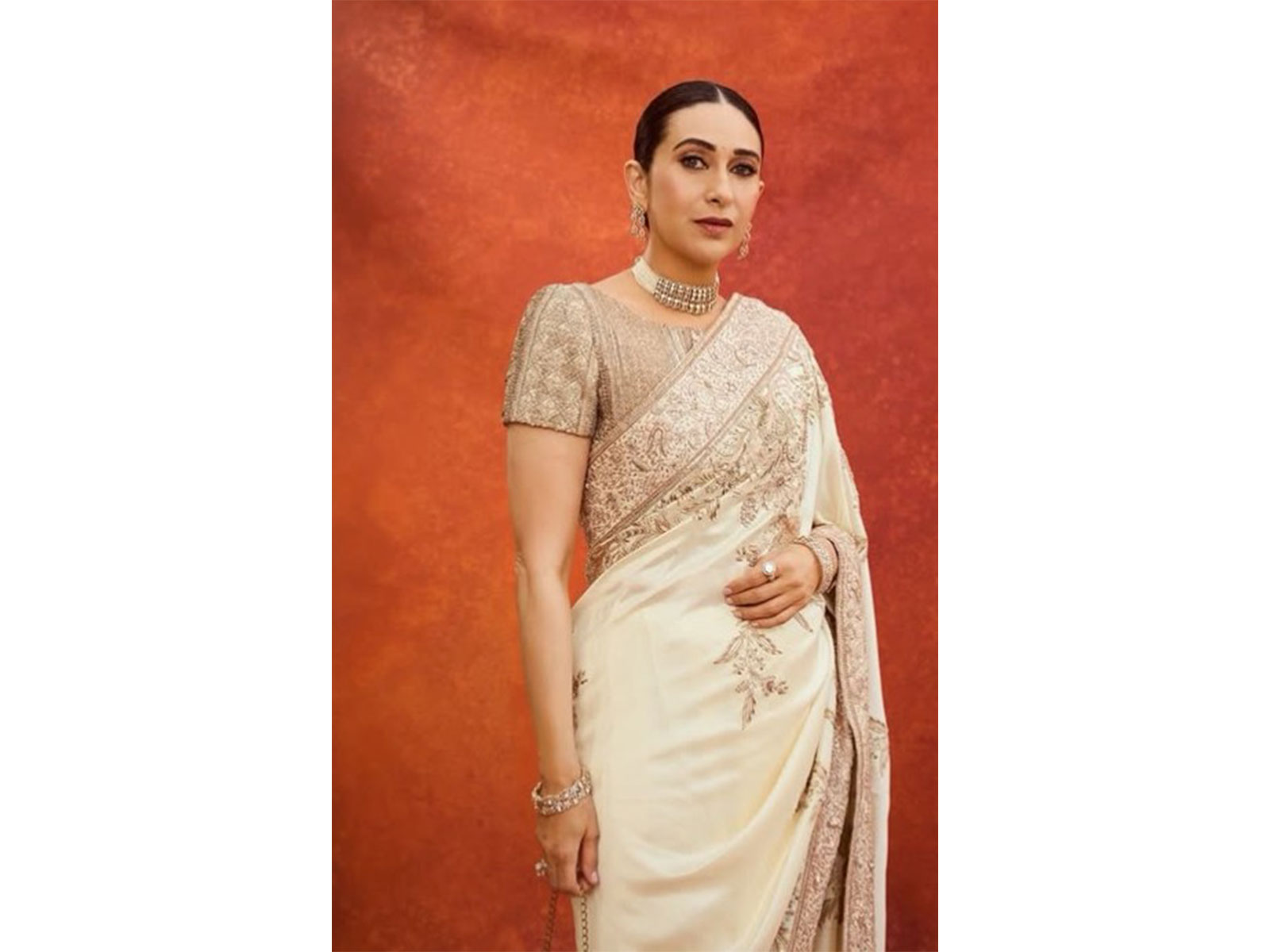 Actor Karisma Kapoor (Image source: Karisma's Instagram)
