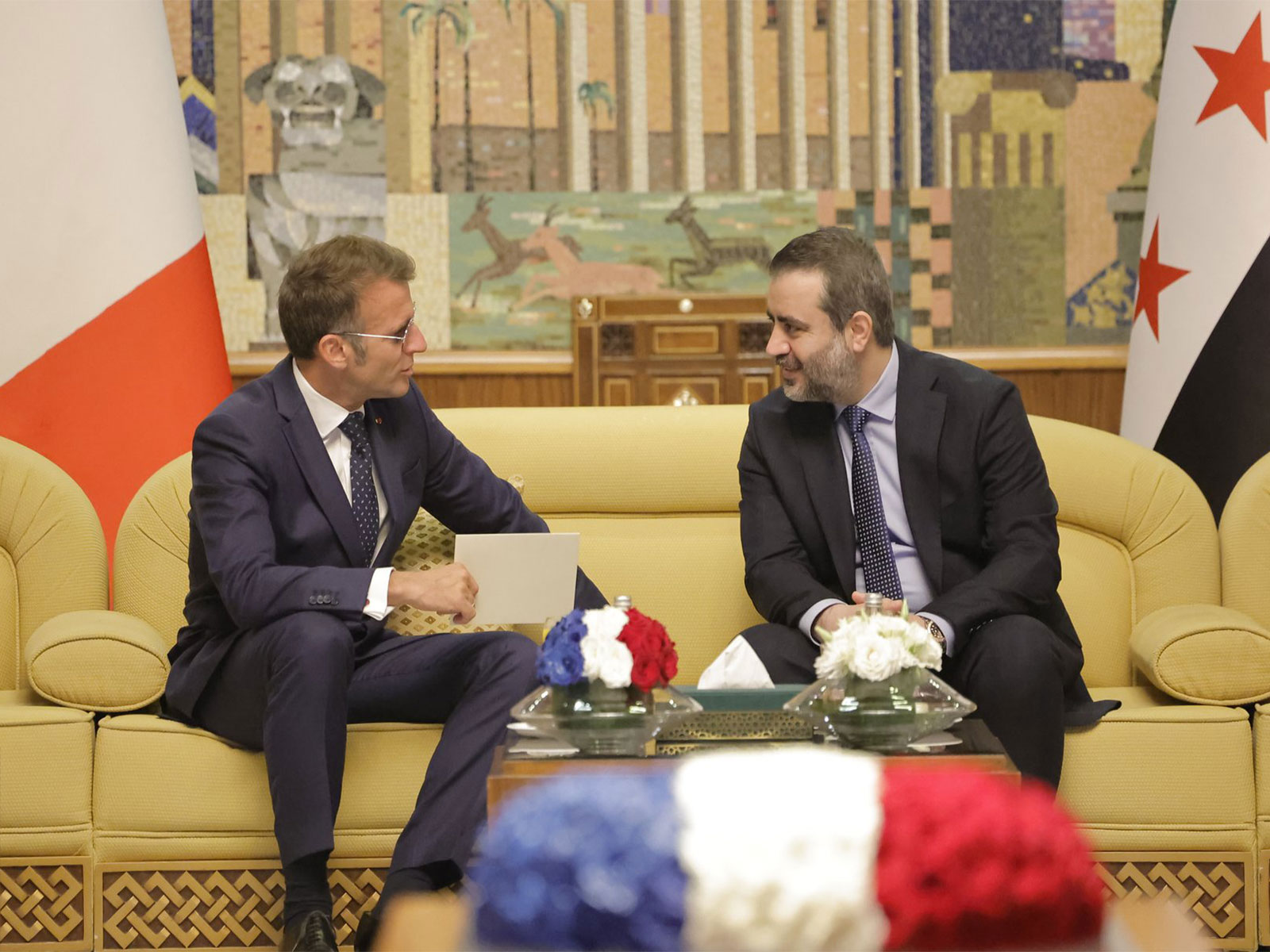 French President Emmanuel Macron with his Syrian counterpart Ahmad al-Sharaa (Photo/X/@syrianmofaex) French President Emmanuel Macron with his Syrian counterpart Ahmad al-Sharaa (Photo/X/@syrianmofaex)